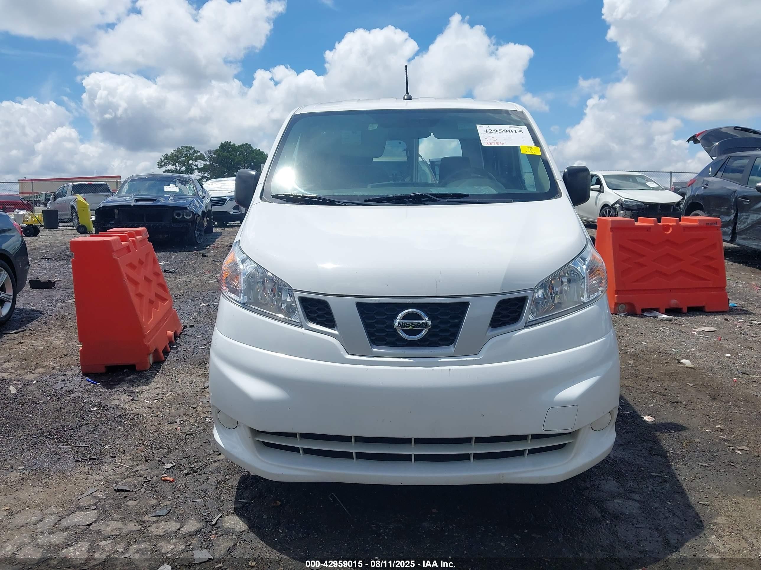 2020 Nissan Nv200  Cargo S Xtronic Cvt White vin: 3N6CM0KN8LK703656