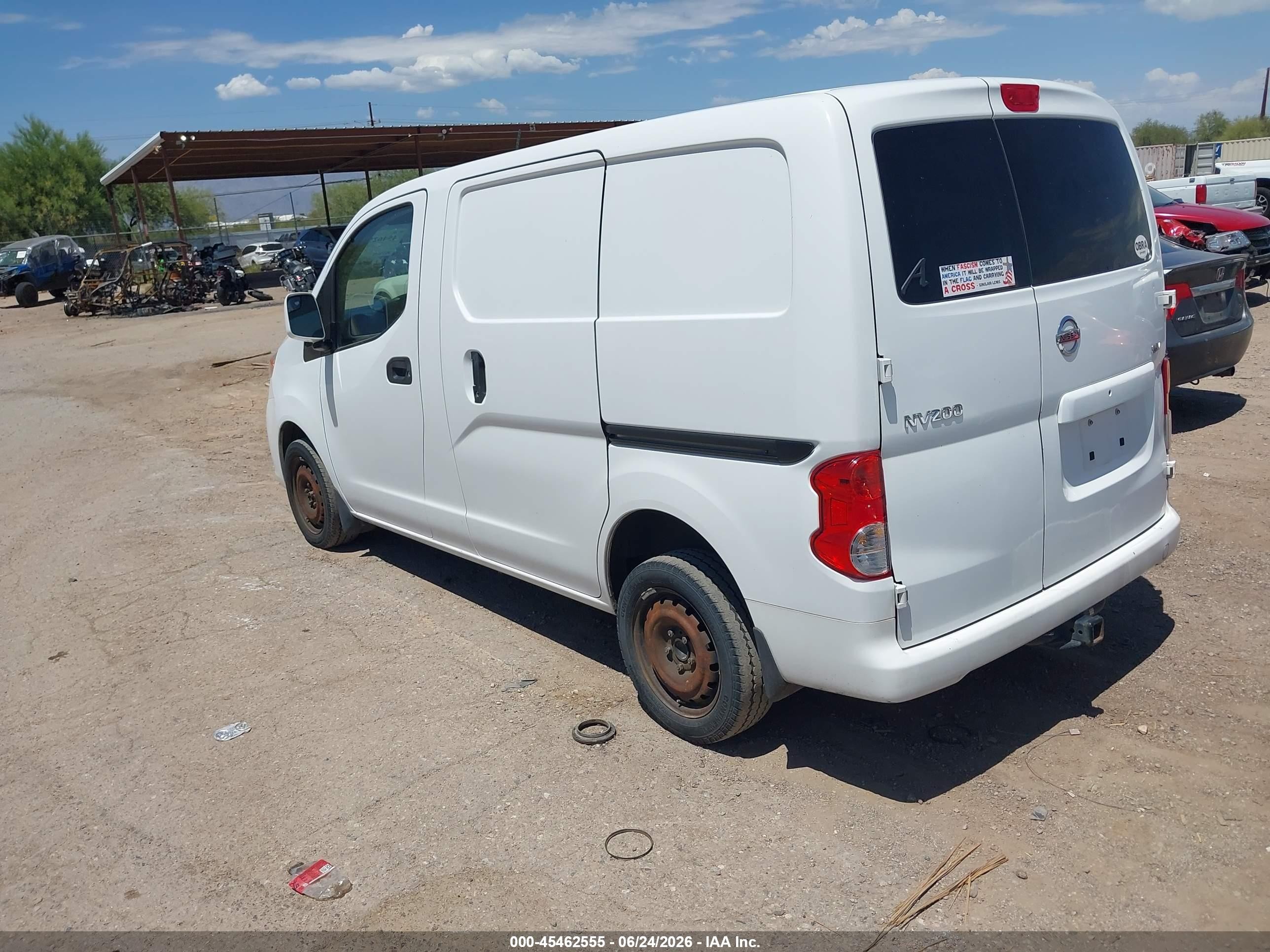 2015 Nissan Nv200 Sv White vin: 3N6CM0KN9FK706943