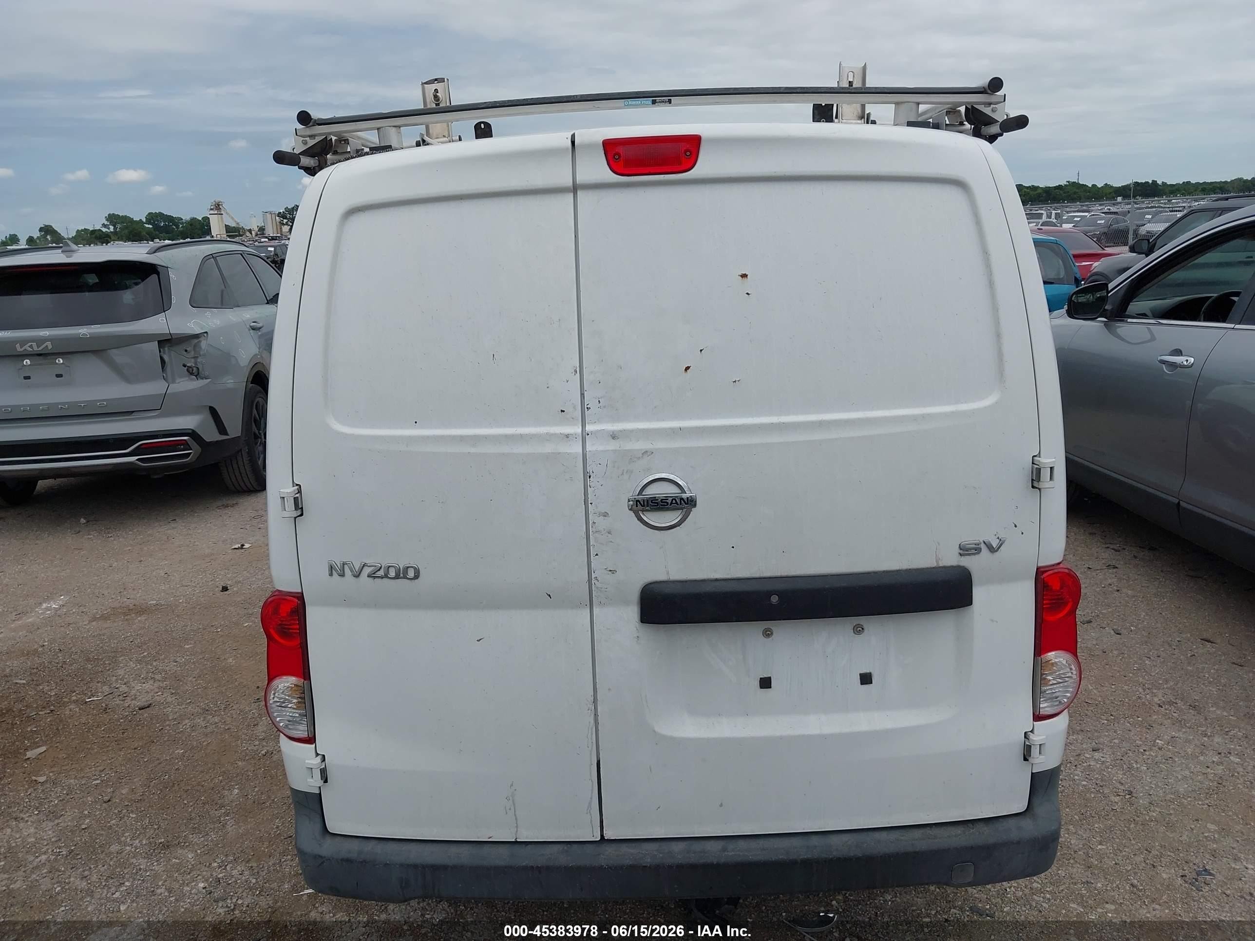 2015 Nissan Nv200 S/sv White vin: 3N6CM0KN9FK719952