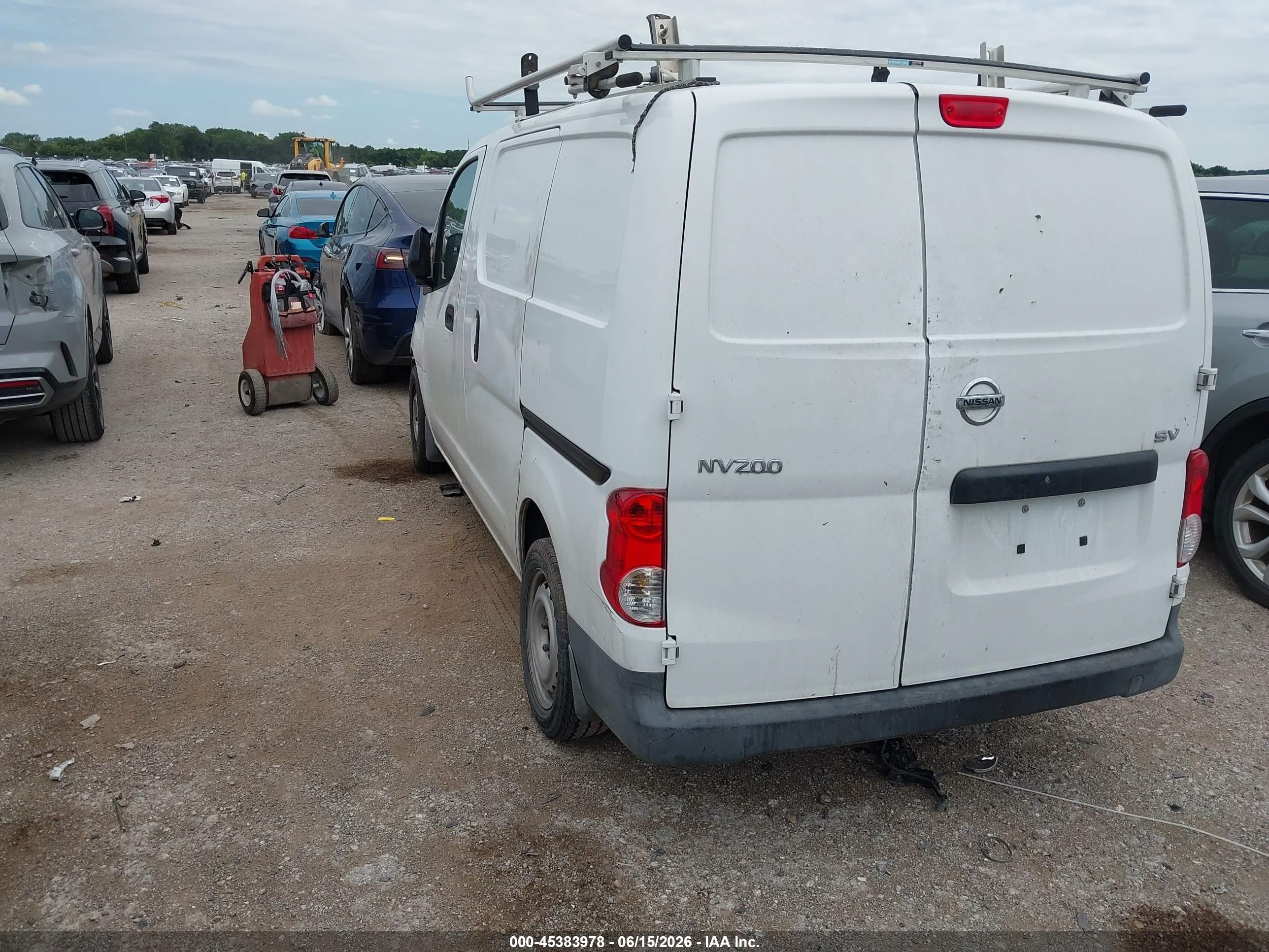 2015 Nissan Nv200 S/sv White vin: 3N6CM0KN9FK719952