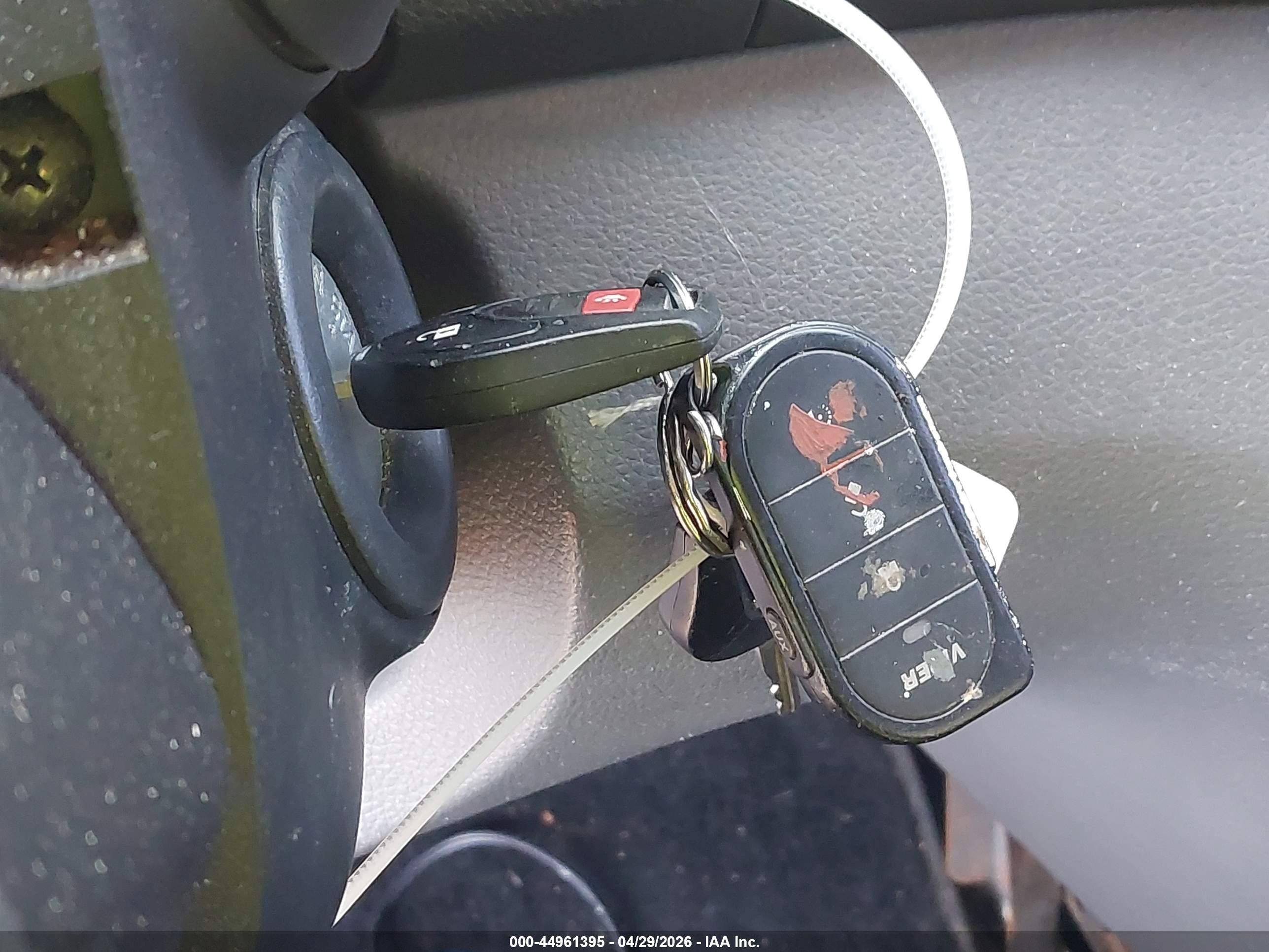 2015 Nissan Nv200 Sv Silver vin: 3N6CM0KNXFK696522