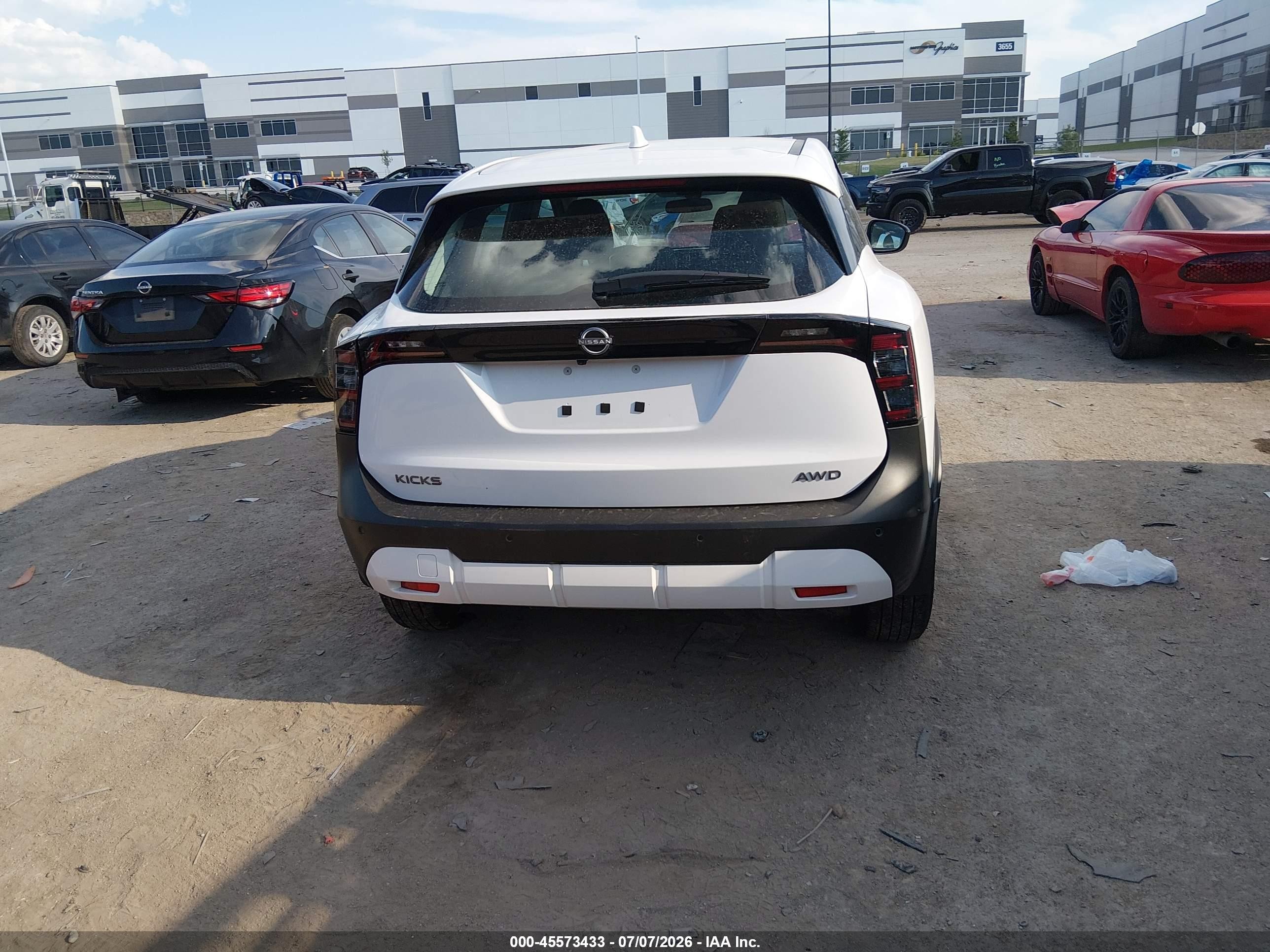2025 Nissan Kicks S Intelligent Awd White vin: 3N8AP6BB3SL322918