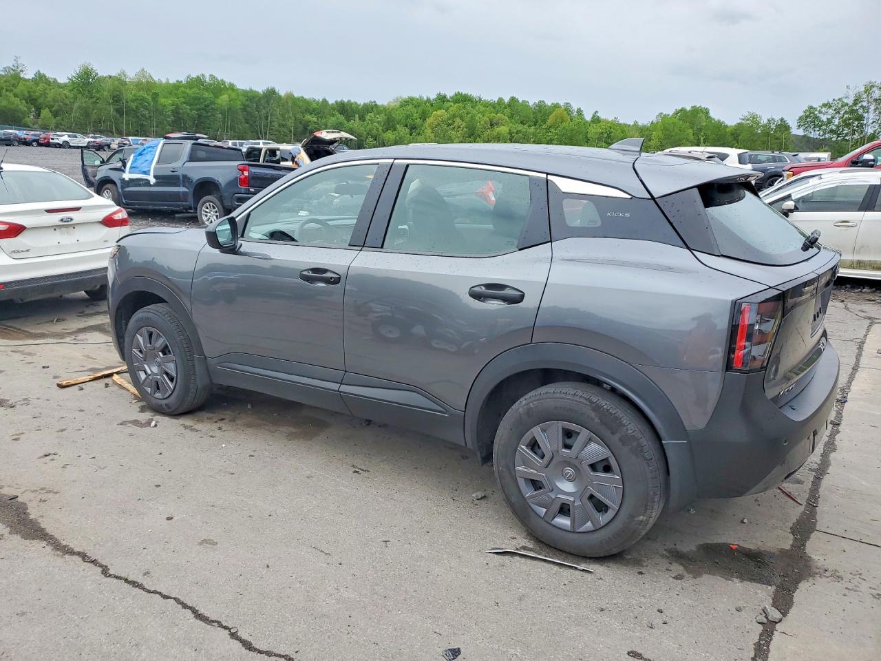 2025 Nissan Kicks S Charcoal vin: 3N8AP6BB7SL326180