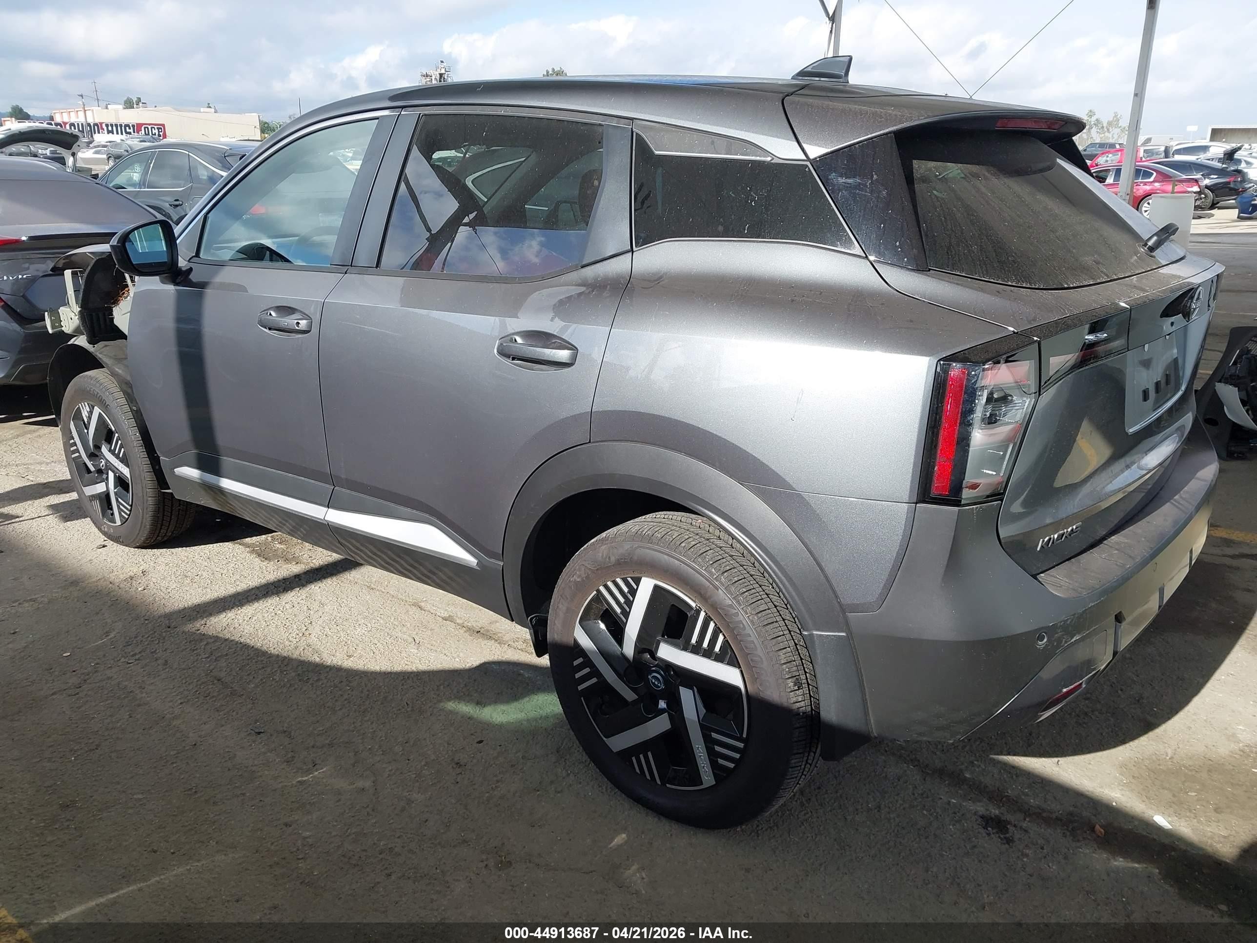 2025 Nissan Kicks Sv Fwd Серый vin: 3N8AP6CA9SL417327