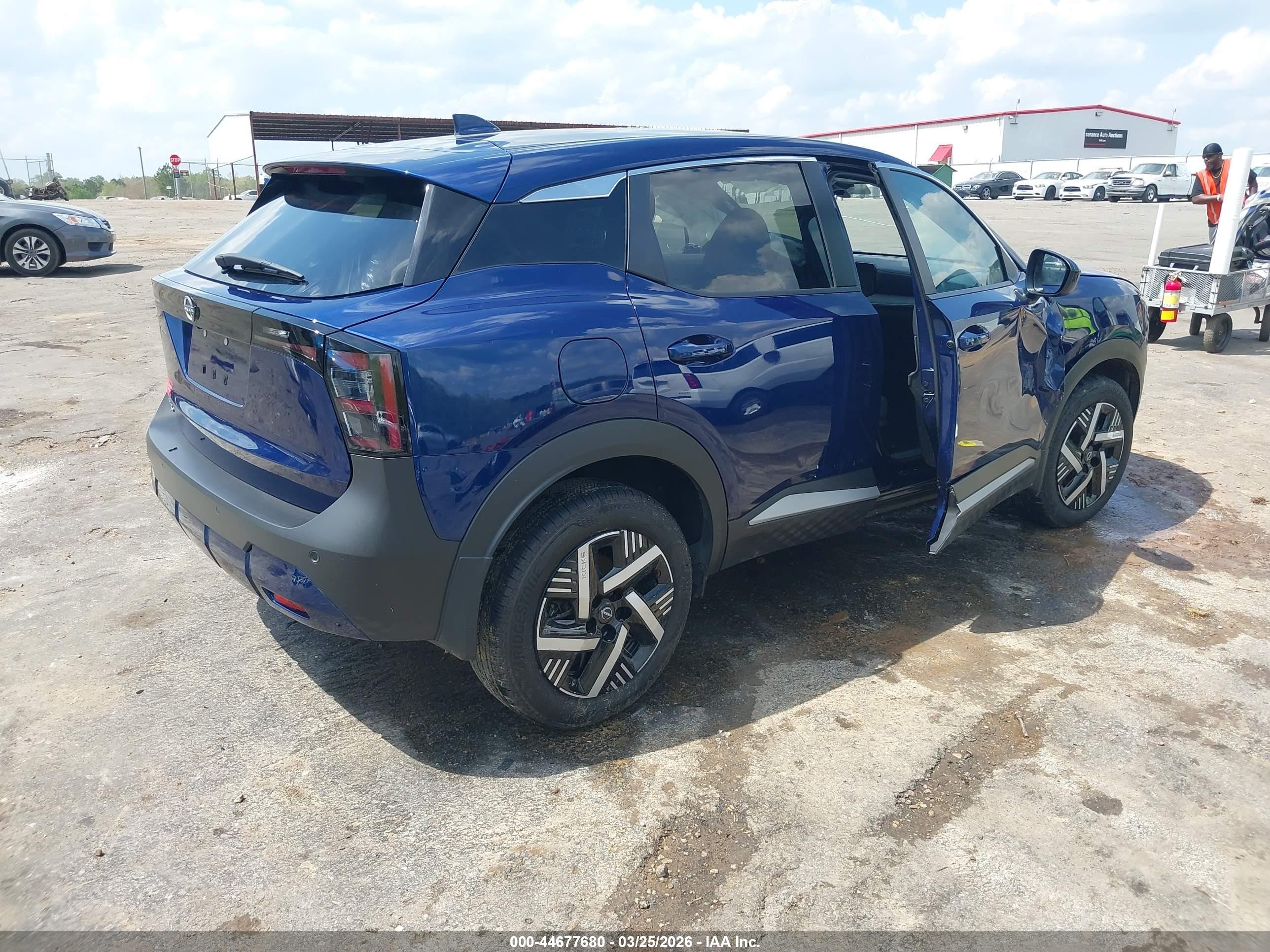 2025 Nissan Kicks Sv Fwd Синий vin: 3N8AP6CA9SL418414