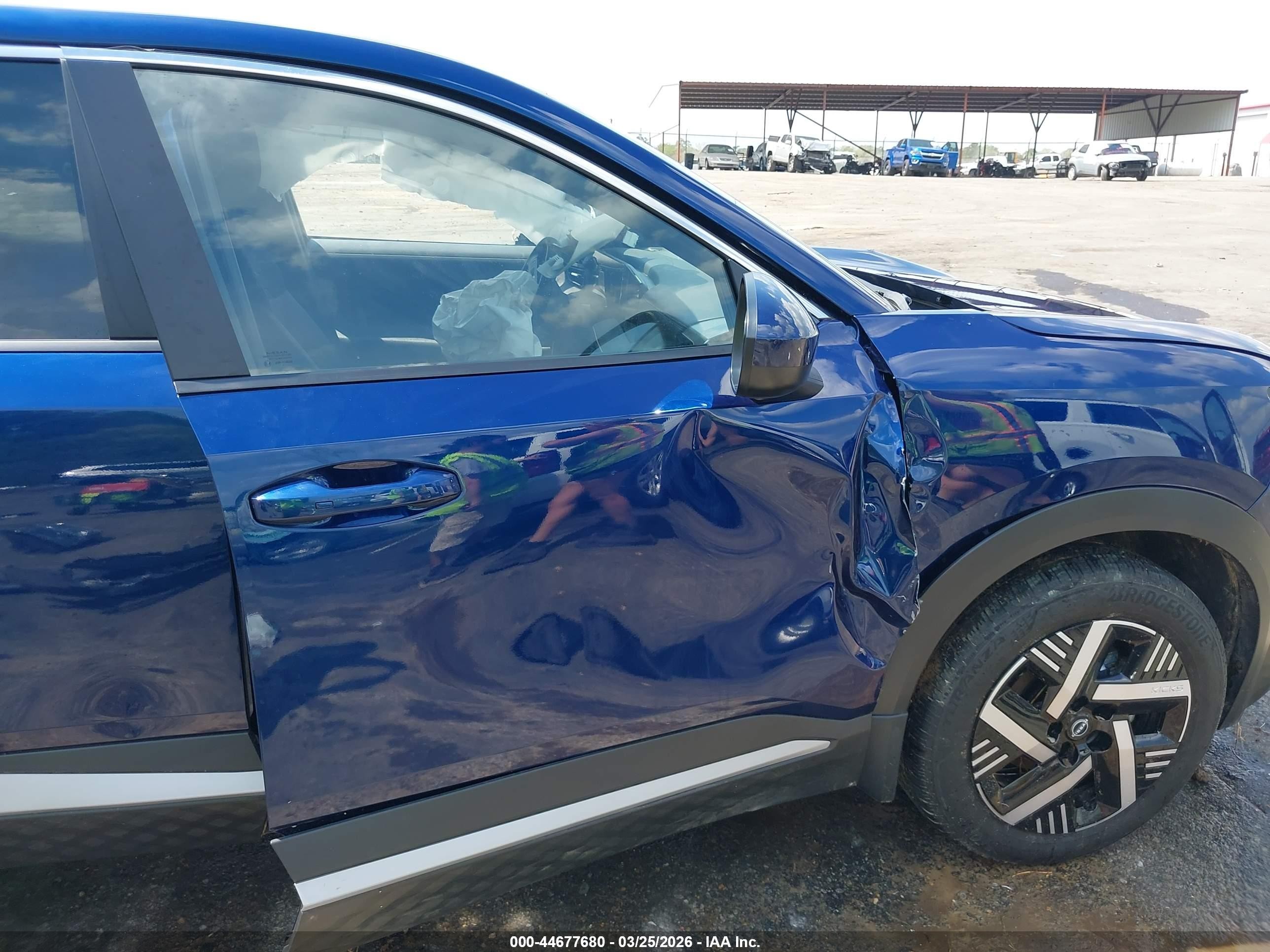 2025 Nissan Kicks Sv Fwd Синий vin: 3N8AP6CA9SL418414