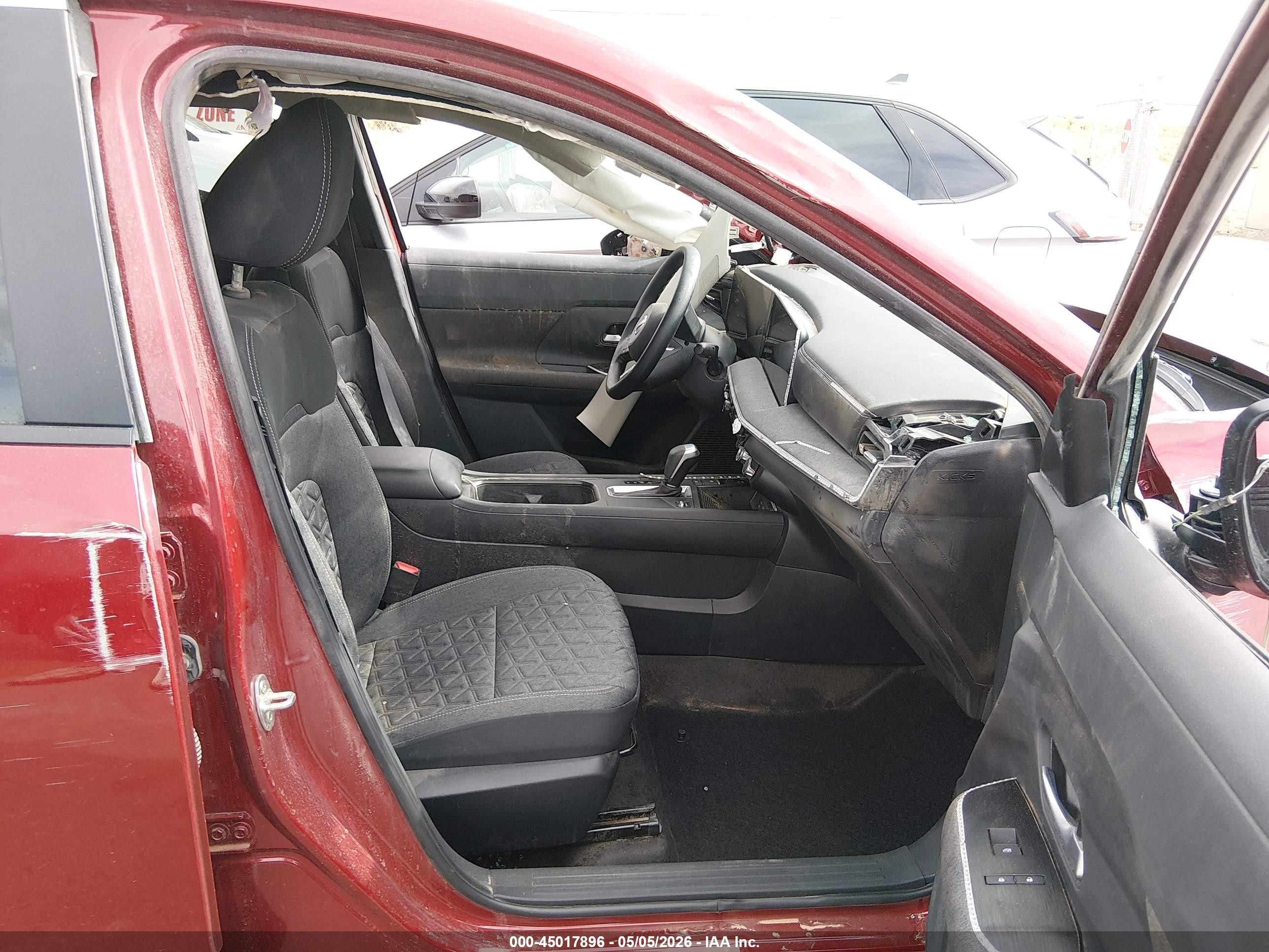 2025 Nissan Kicks Sv Fwd Красный vin: 3N8AP6CAXSL431608