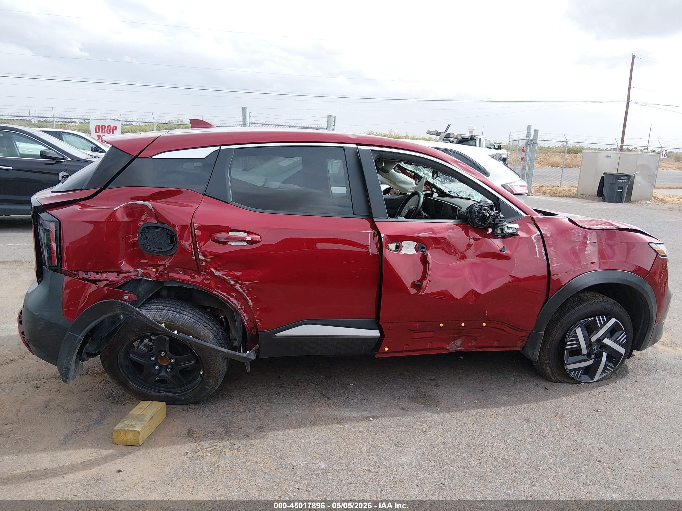 2025 Nissan Kicks Sv Fwd Красный vin: 3N8AP6CAXSL431608