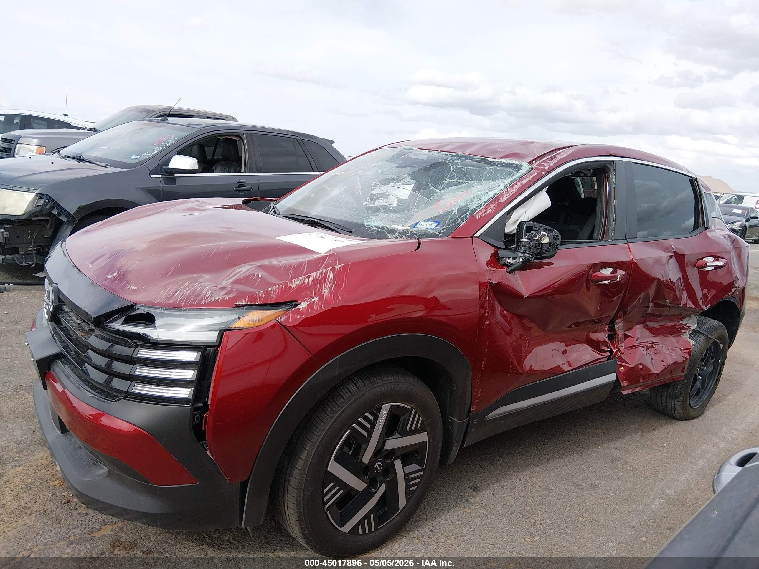 2025 Nissan Kicks Sv Fwd Красный vin: 3N8AP6CAXSL431608
