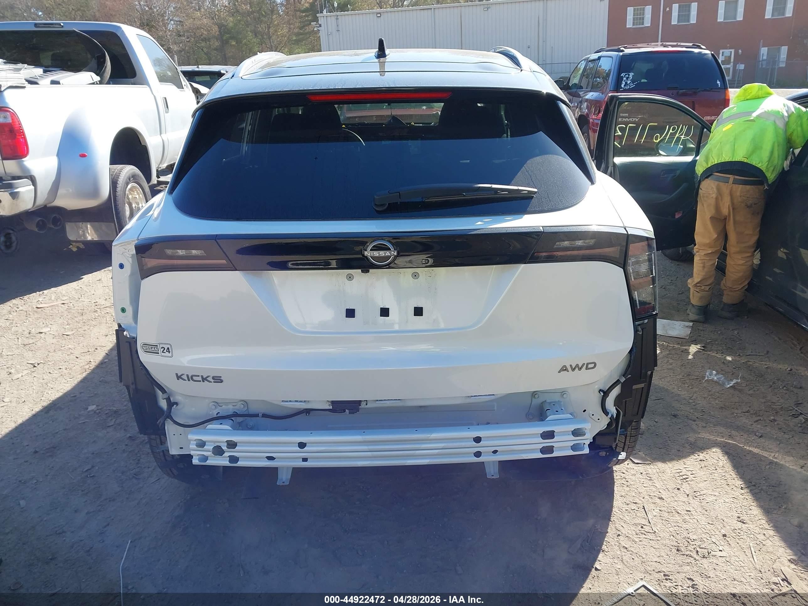 2025 Nissan Kicks Sv Intelligent Awd White vin: 3N8AP6CB0SL414759