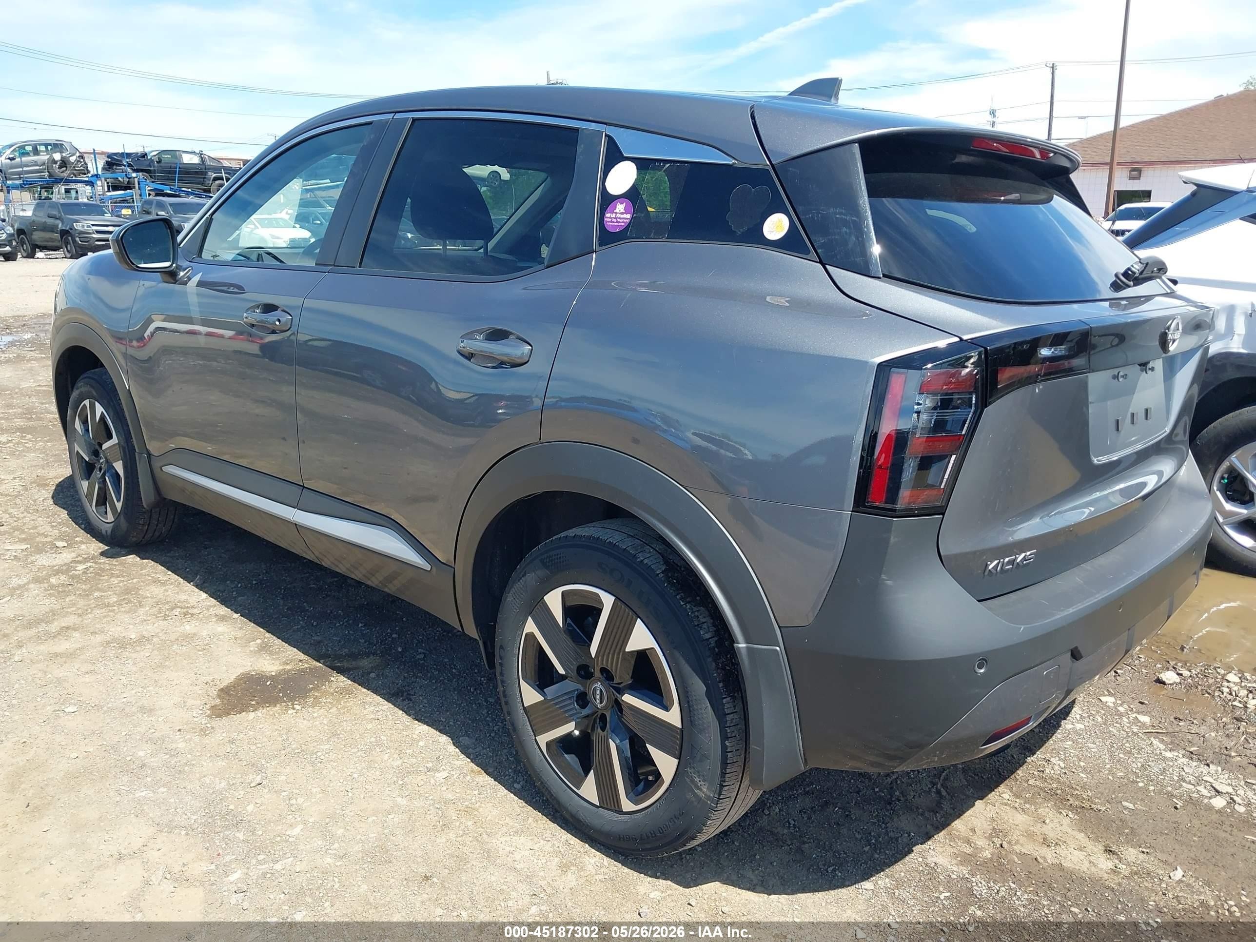 2025 Nissan Kicks Sv Intelligent Awd Gray vin: 3N8AP6CB1SL346861