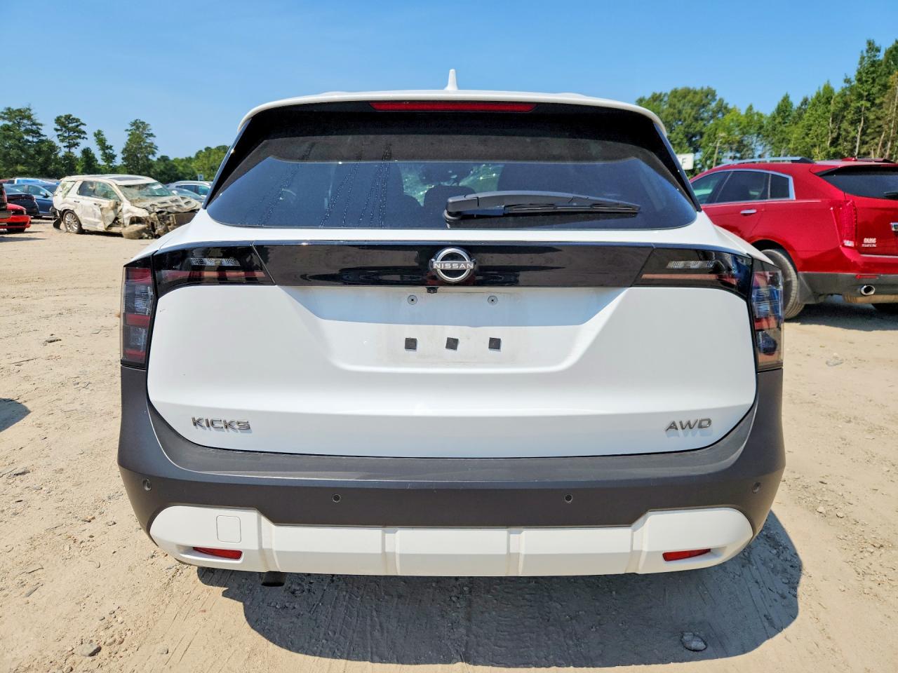 2025 Nissan Kicks Sv White vin: 3N8AP6CB2SL319149