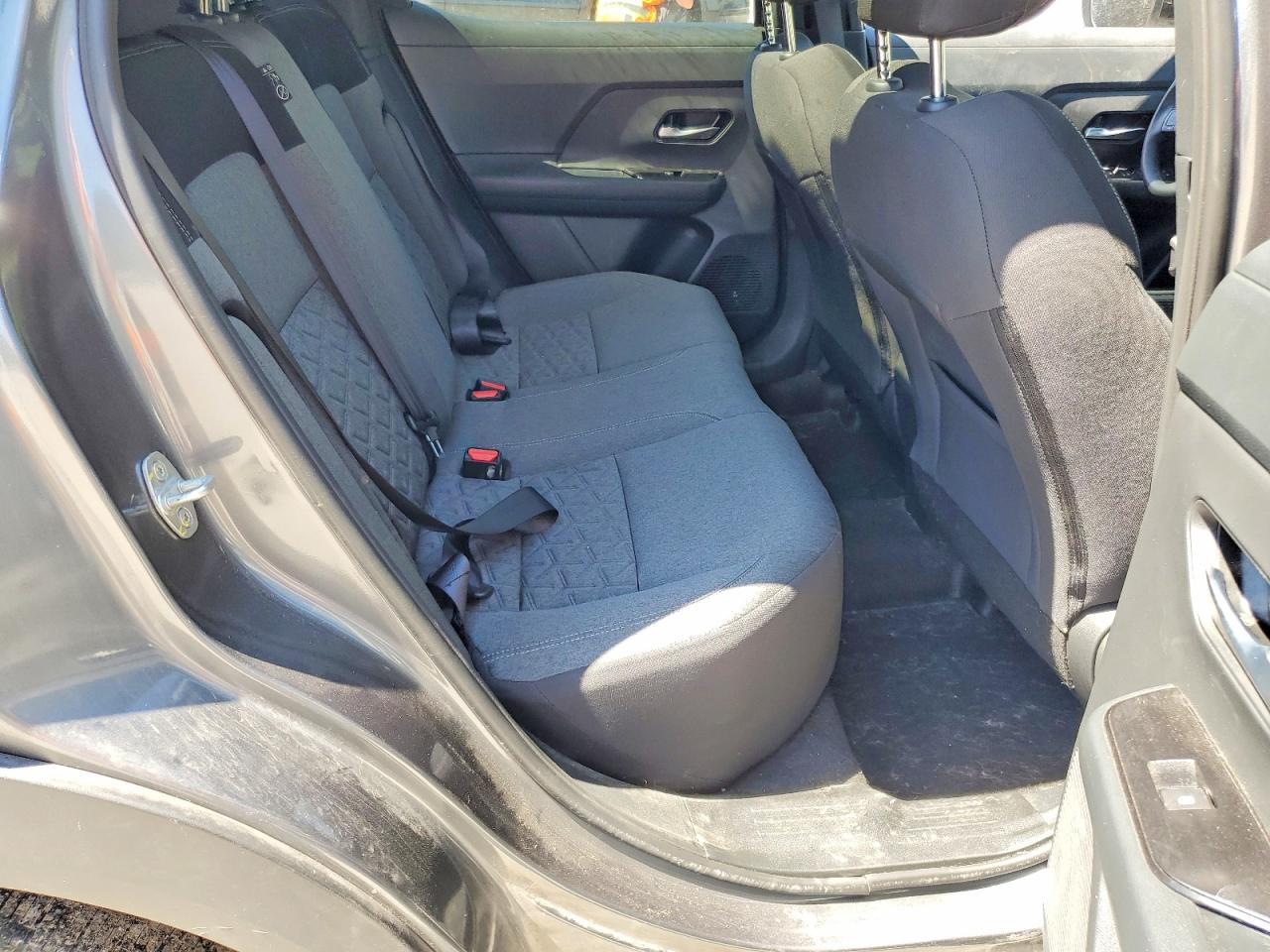 2026 Nissan Kicks Sv Gray vin: 3N8AP6CB5TL340191
