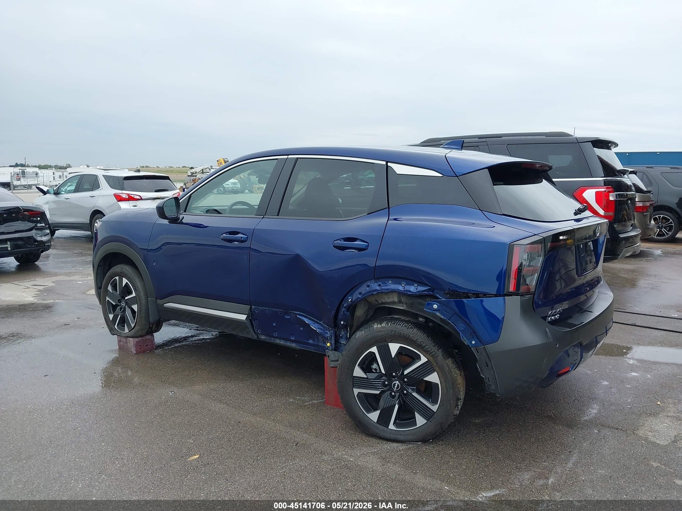 2025 Nissan Kicks Sv Intelligent Awd Blue vin: 3N8AP6CB6SL407377