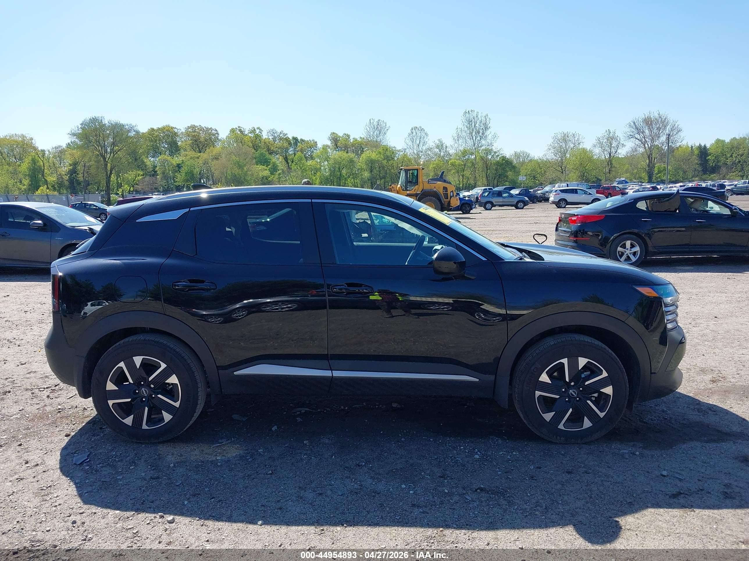 2025 Nissan Kicks Sv Intelligent Awd Black vin: 3N8AP6CB6SL429864