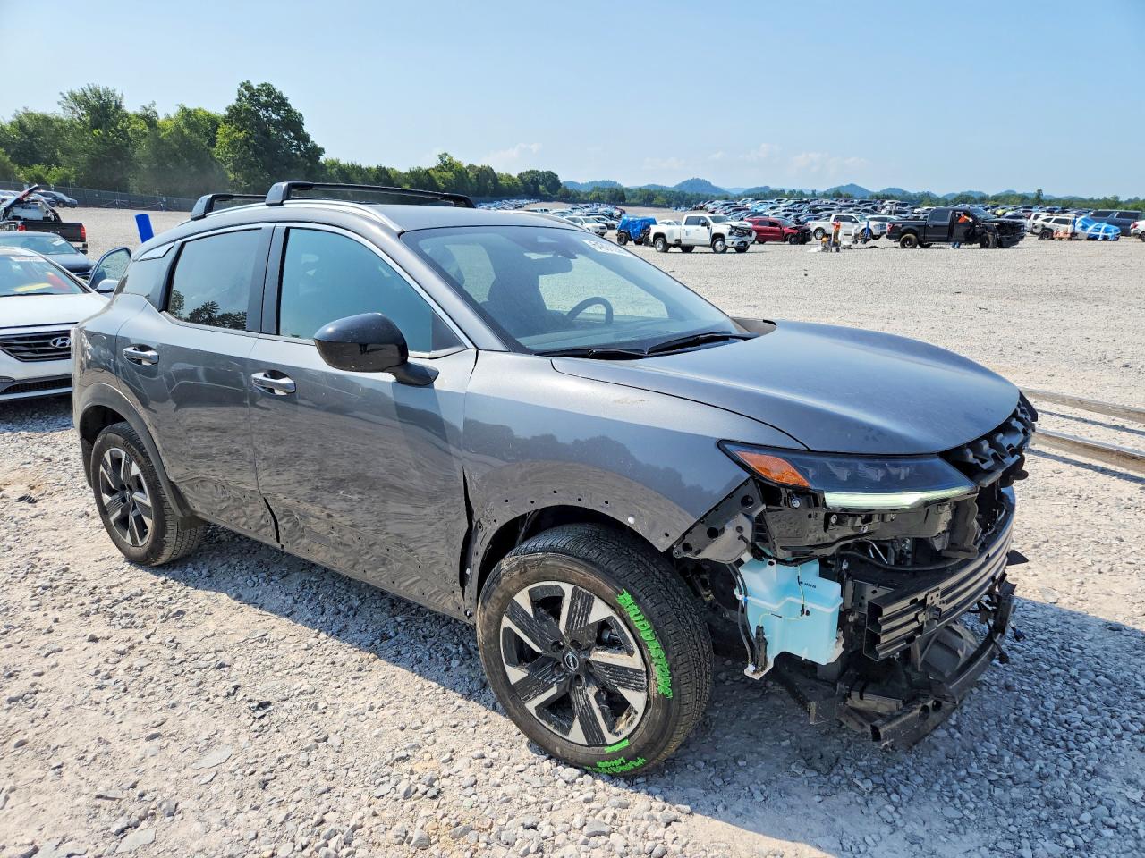2026 Nissan Kicks Sv Gray vin: 3N8AP6CBXTL351042