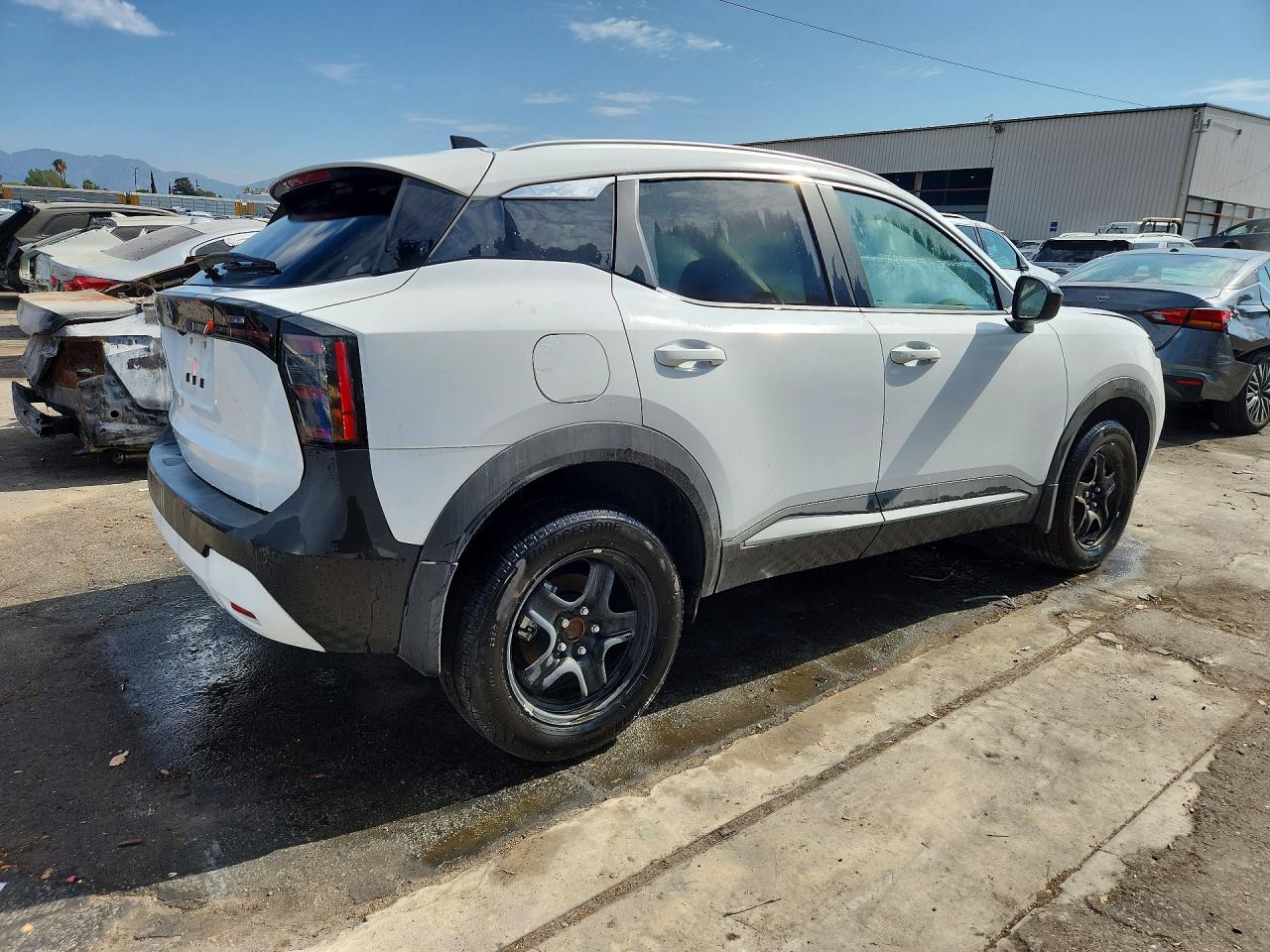 2026 Nissan Kicks Sv White vin: 3N8AP6CE4TL337888