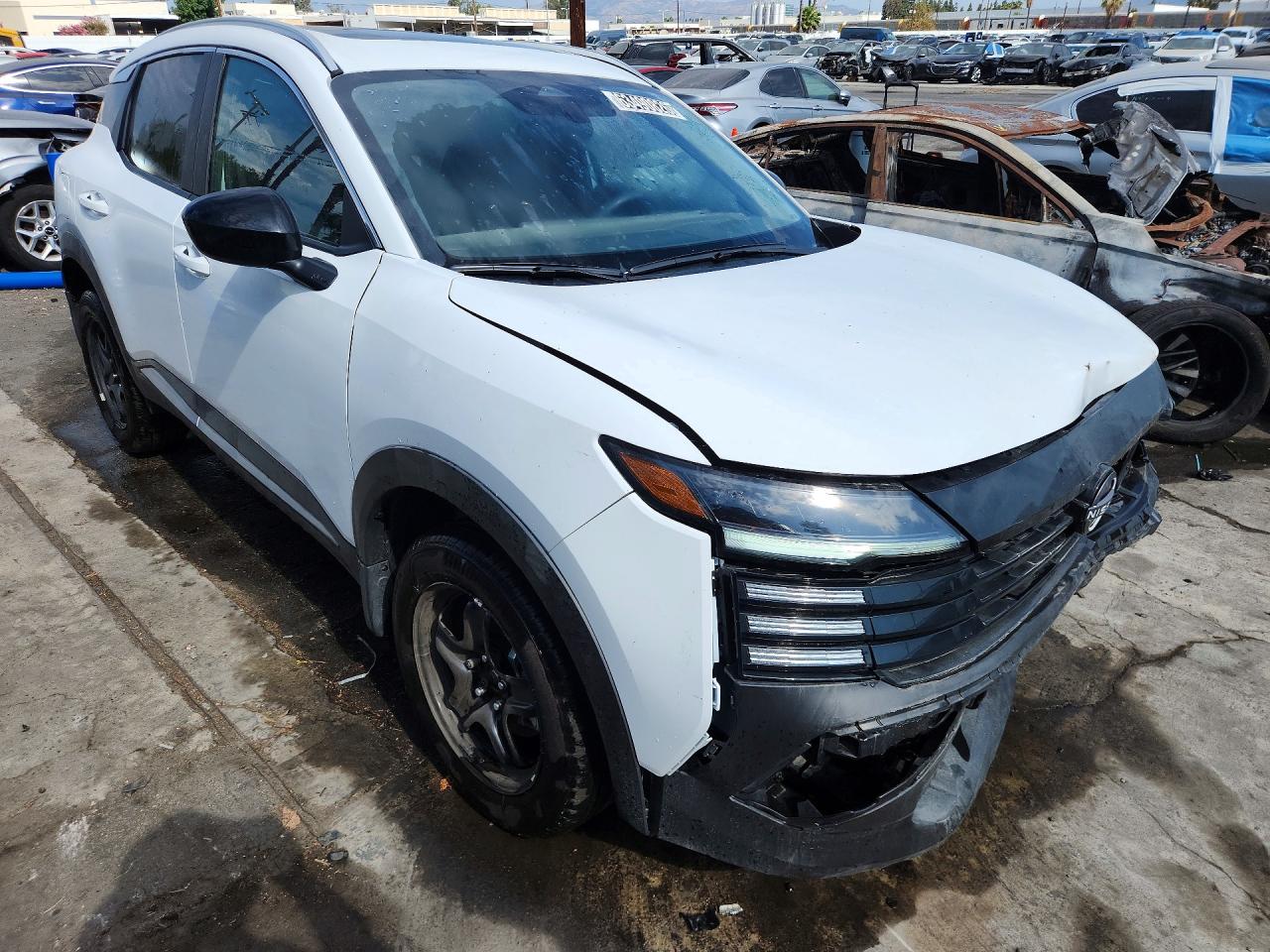 2026 Nissan Kicks Sv White vin: 3N8AP6CE4TL337888