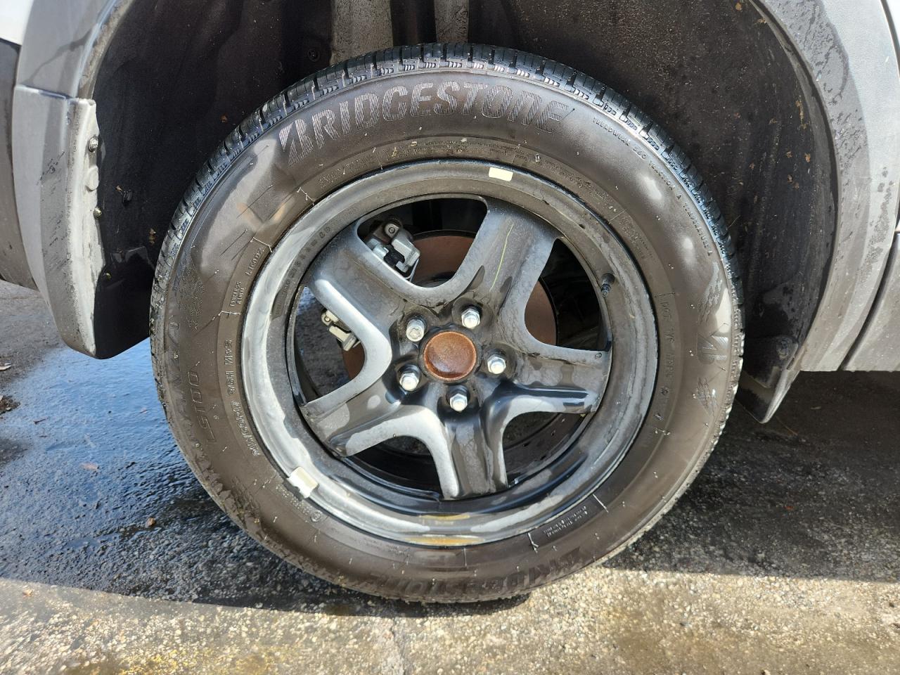 2026 Nissan Kicks Sv White vin: 3N8AP6CE4TL337888 Damage: Right Rear Wheel Cover, Missing, Replacement Required
