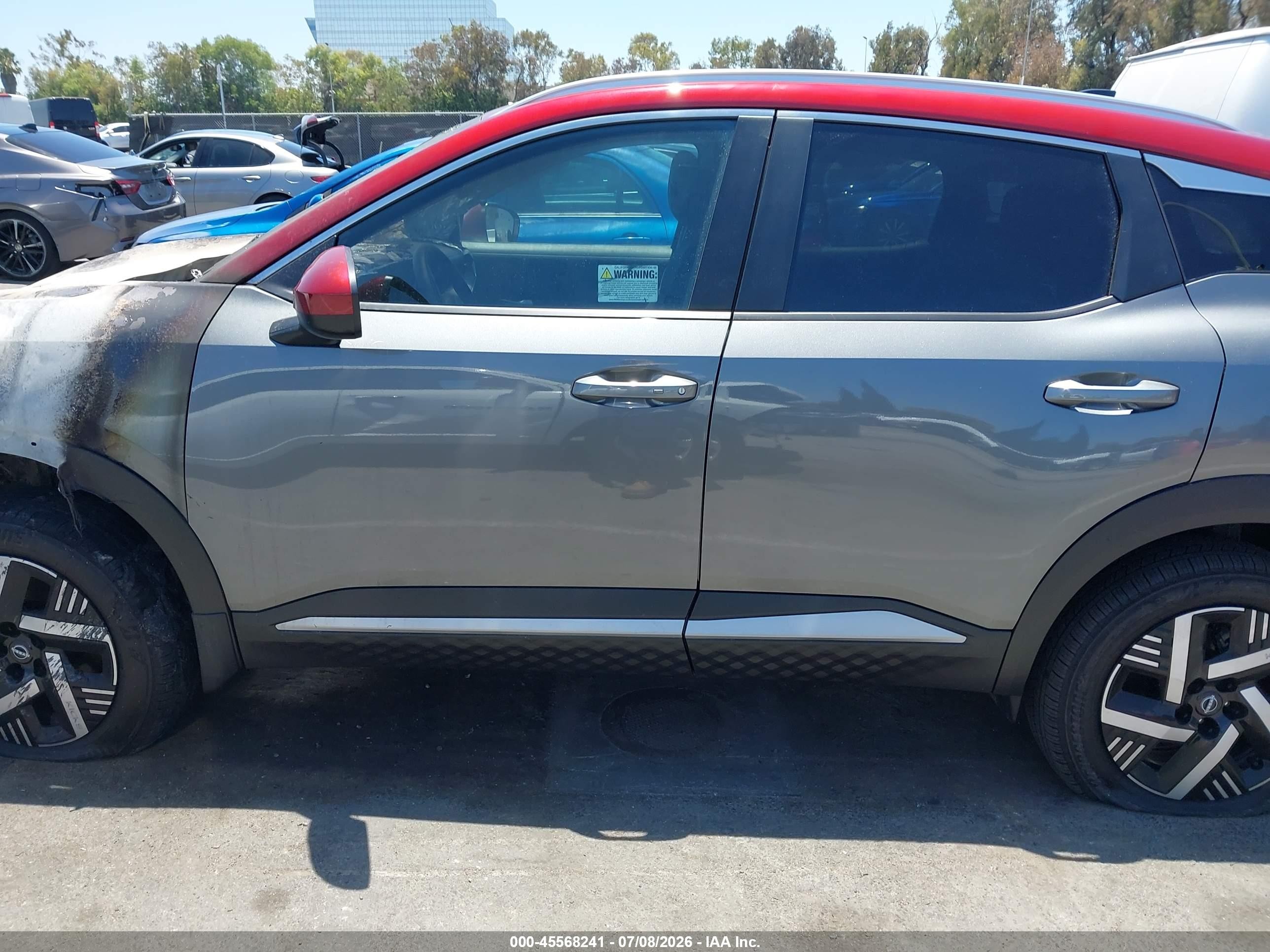 2026 Nissan Kicks Sv Gray vin: 3N8AP6CE4TL373550