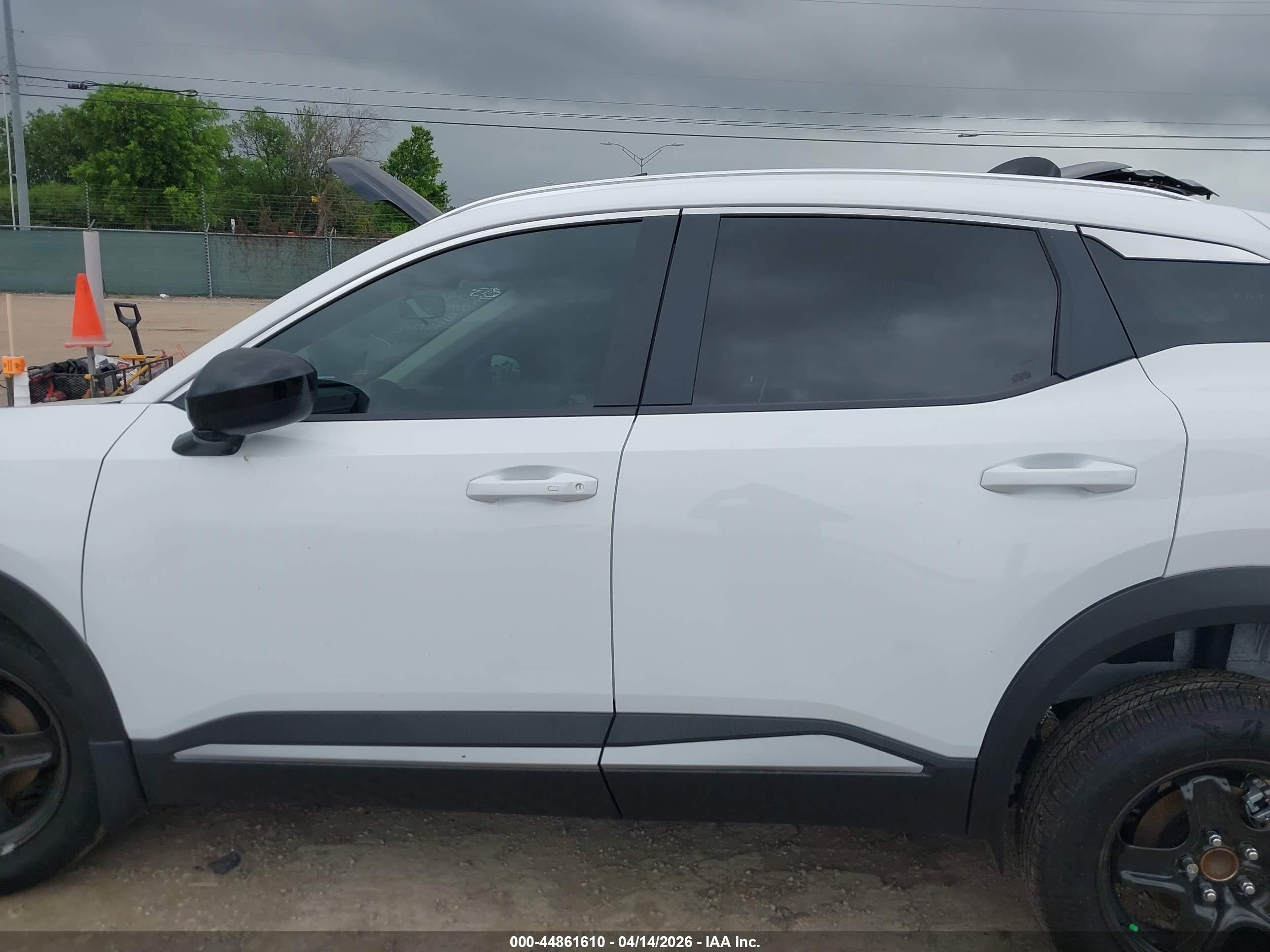 2026 Nissan Kicks Sv Белый vin: 3N8AP6CE9TL368702