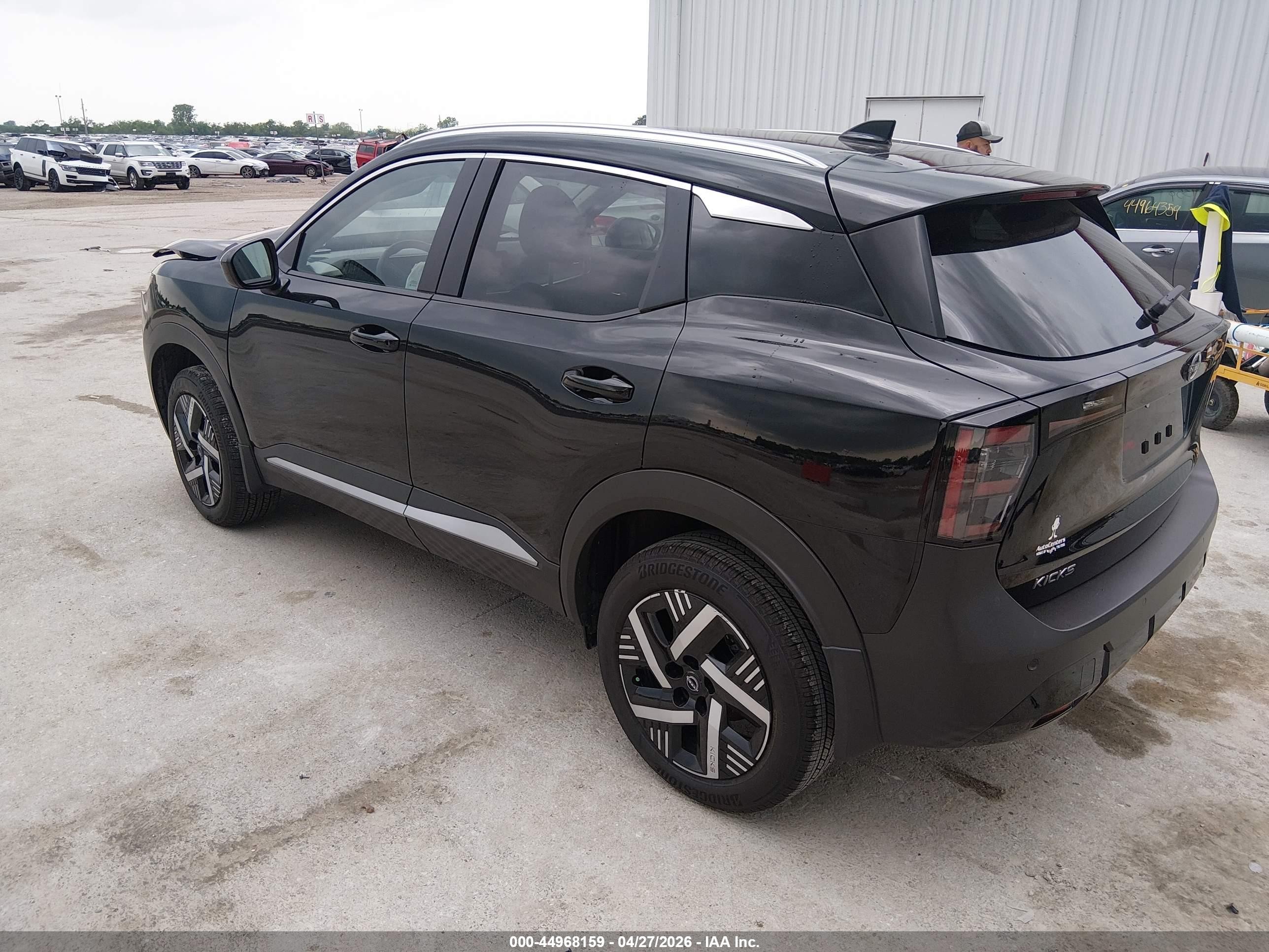 2026 Nissan Kicks Sv Black vin: 3N8AP6CEXTL321100