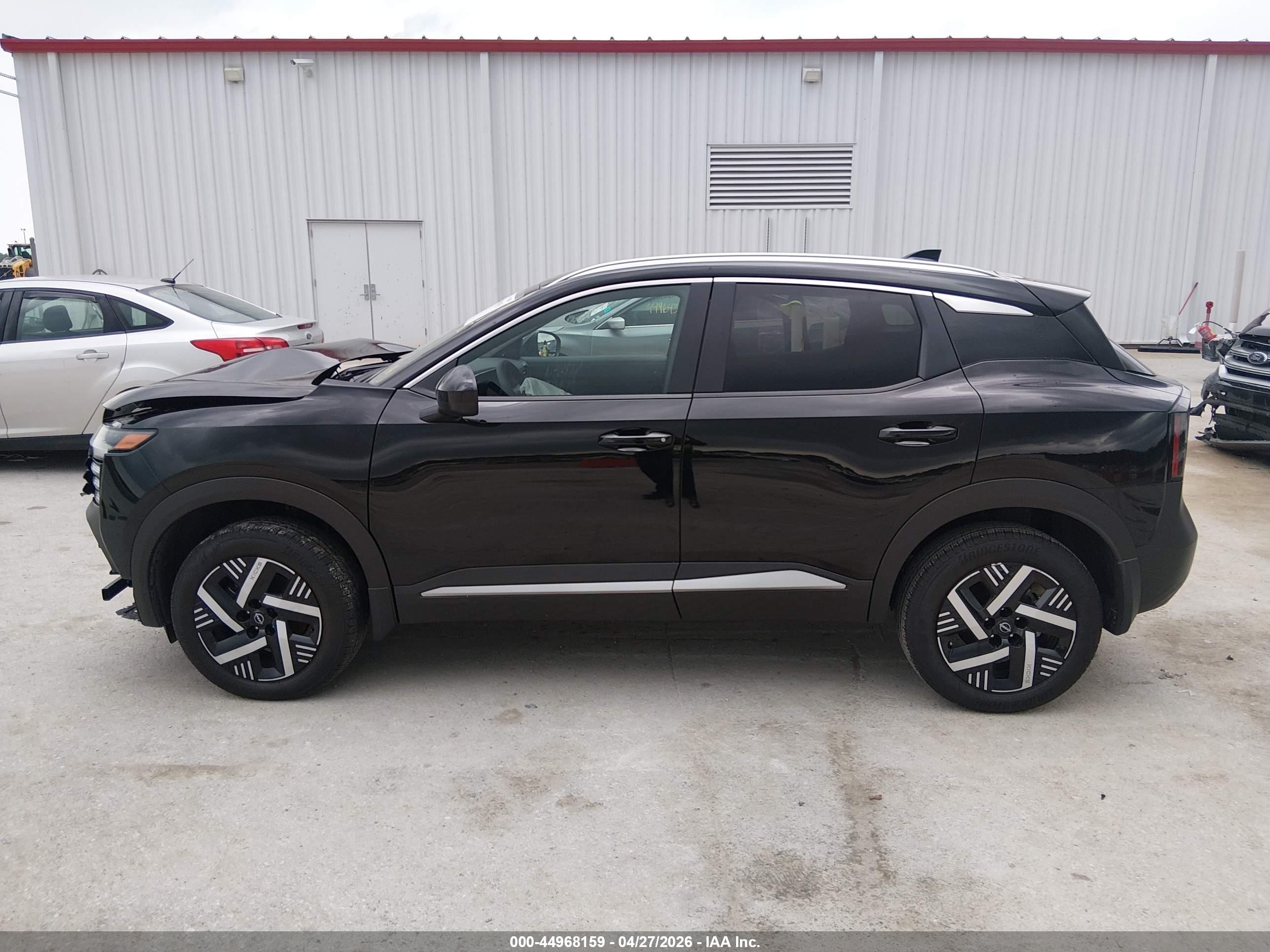 2026 Nissan Kicks Sv Black vin: 3N8AP6CEXTL321100