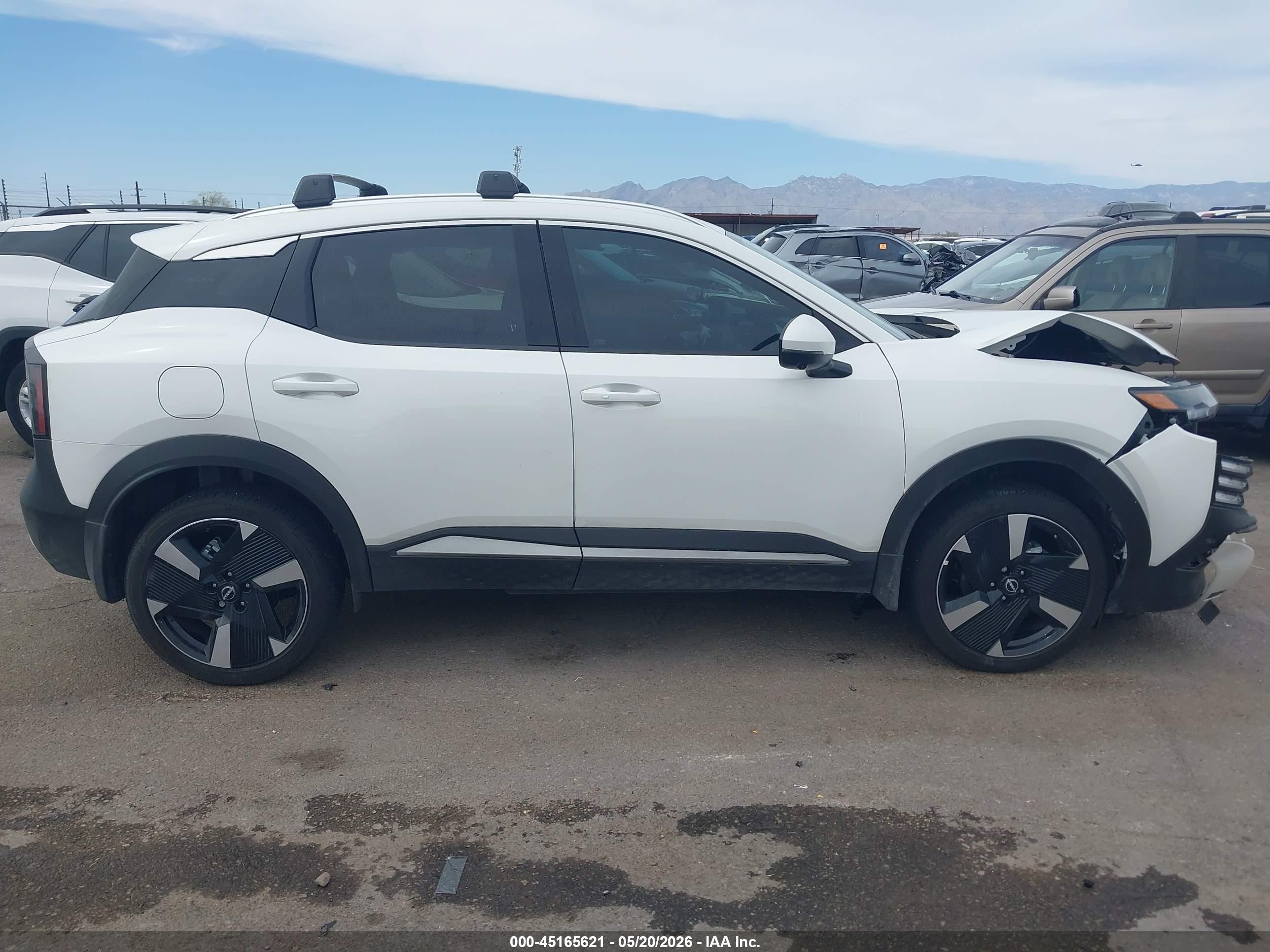2025 Nissan Kicks Sr Fwd Белый vin: 3N8AP6DA0SL406490
