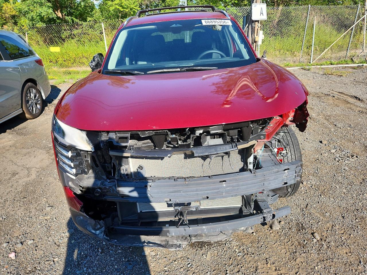 2026 Nissan Kicks Sr Red vin: 3N8AP6DA0TL312286