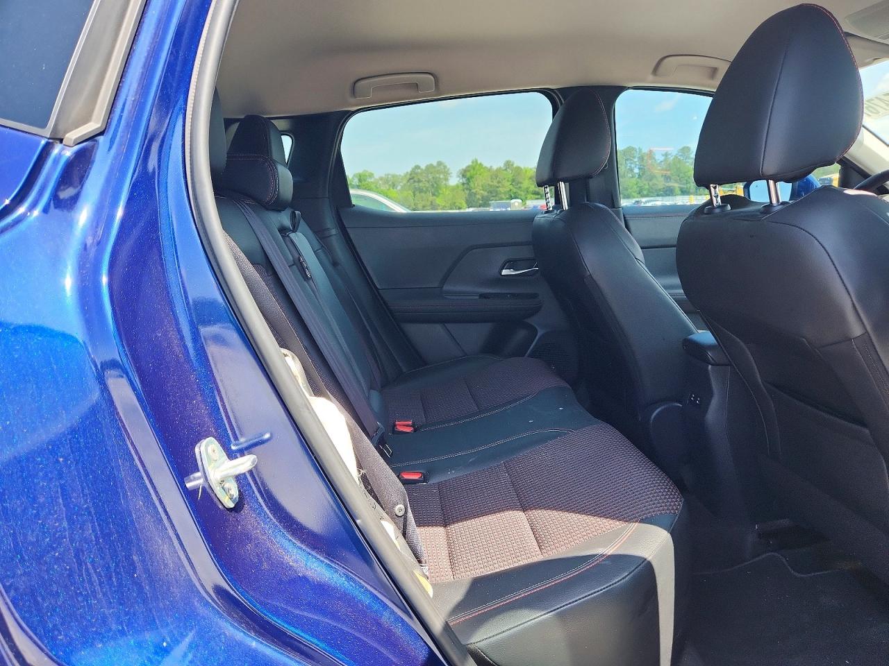 2025 Nissan Kicks Sr Blue vin: 3N8AP6DA1SL401573