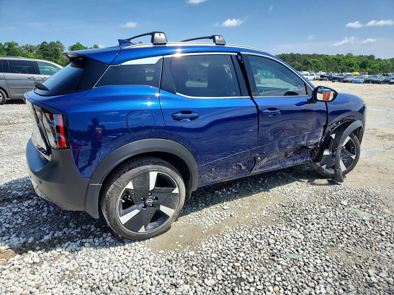2025 Nissan Kicks Sr Blue vin: 3N8AP6DA1SL401573