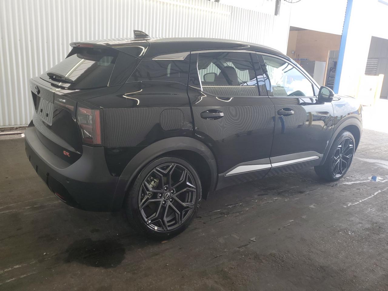 2026 Nissan Kicks Sr Black vin: 3N8AP6DA3TL370361 Damage: Right Qtr Panel, Dent(S) W/ Paint Dmg, > 12 Inches