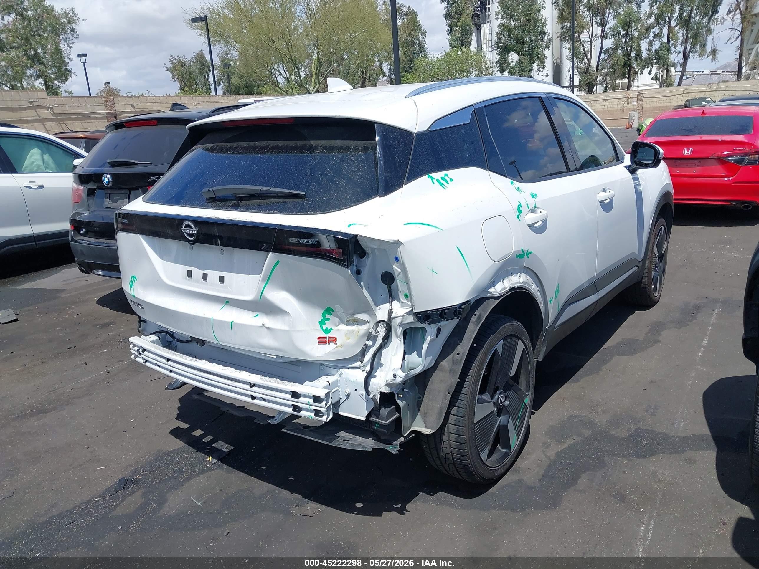 2025 Nissan Kicks Sr Fwd White vin: 3N8AP6DA6SL430793