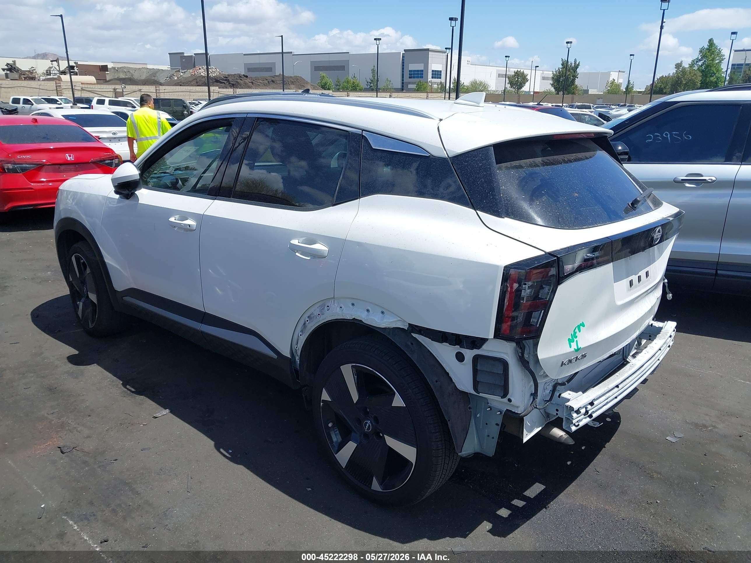 2025 Nissan Kicks Sr Fwd White vin: 3N8AP6DA6SL430793
