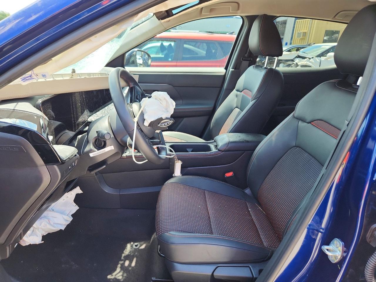 2026 Nissan Kicks Sr Blue vin: 3N8AP6DA8TL391383