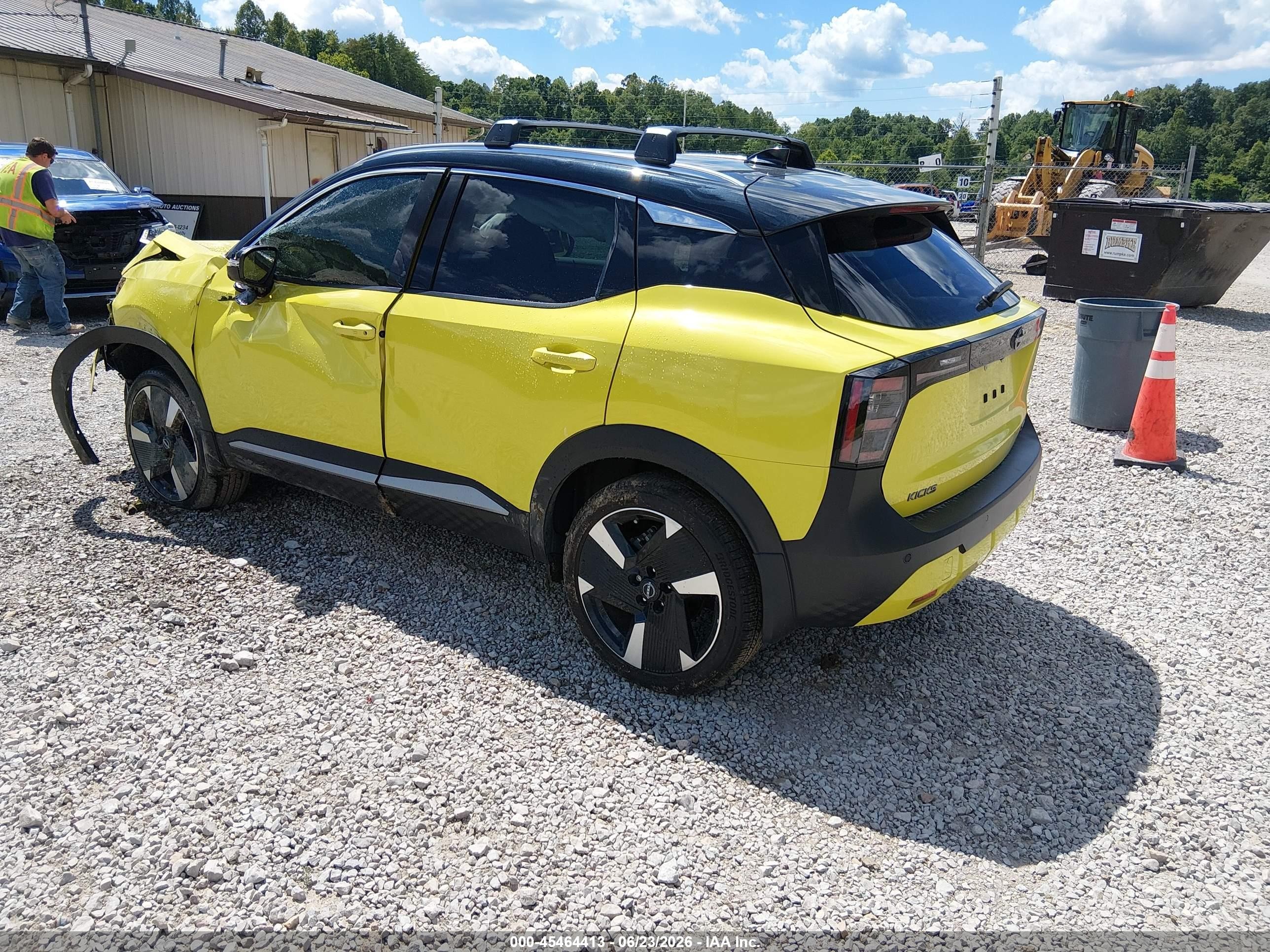 2025 Nissan Kicks Sr Intelligent Awd Желтый vin: 3N8AP6DB0SL323392