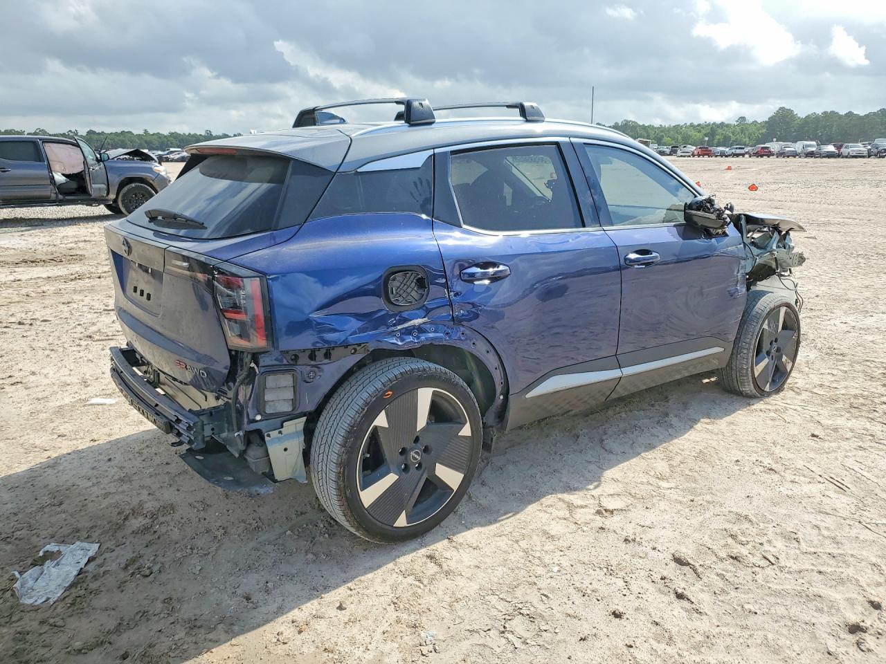 2025 Nissan Kicks Sr Blue vin: 3N8AP6DB4SL351003