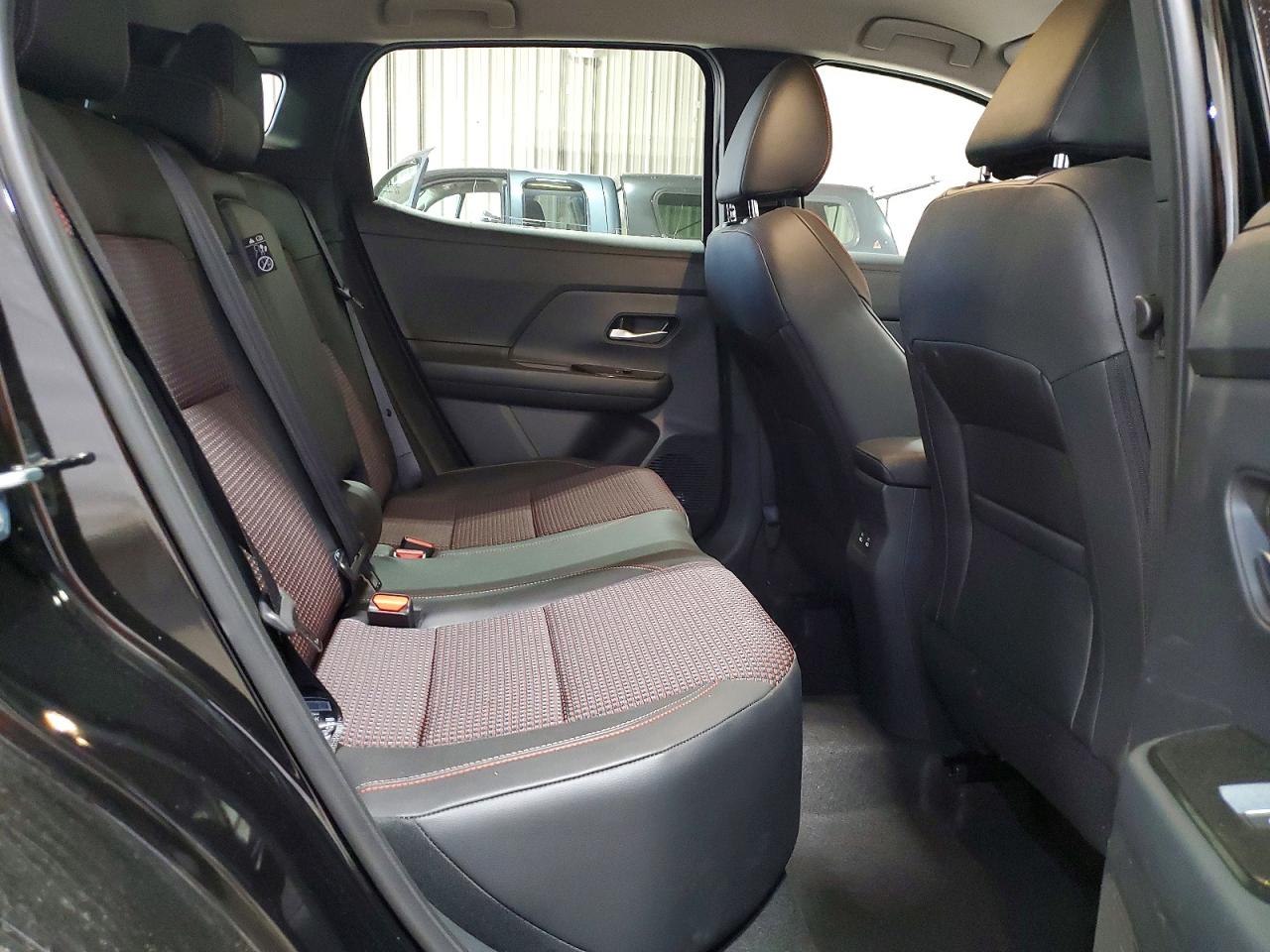2026 Nissan Kicks Sr Black vin: 3N8AP6DBXTL387408