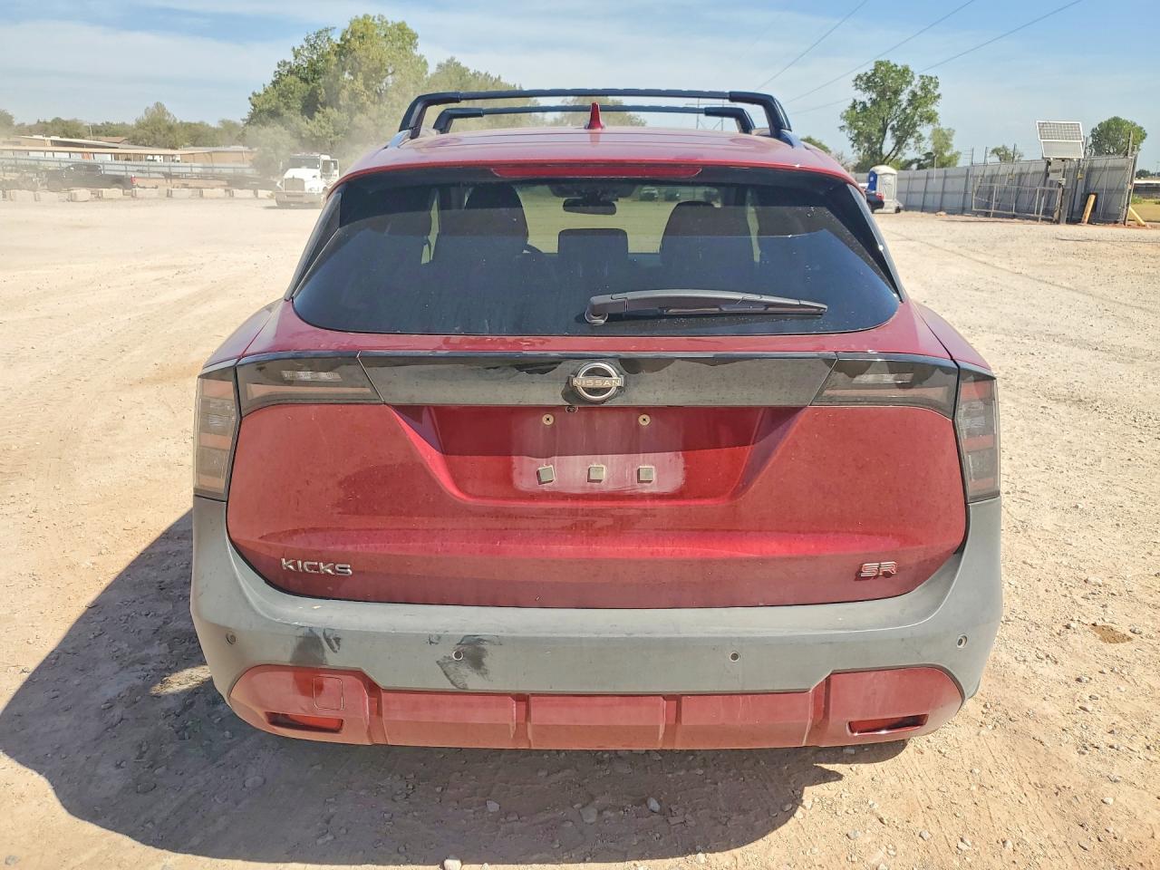 2025 Nissan Kicks Sr Red vin: 3N8AP6DC3SL408283