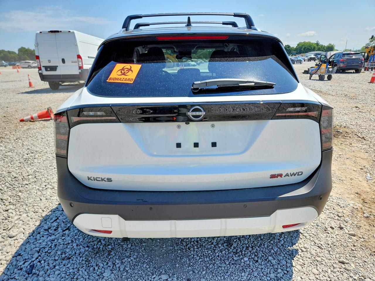 2025 Nissan Kicks Sr Белый vin: 3N8AP6DD2SL412706