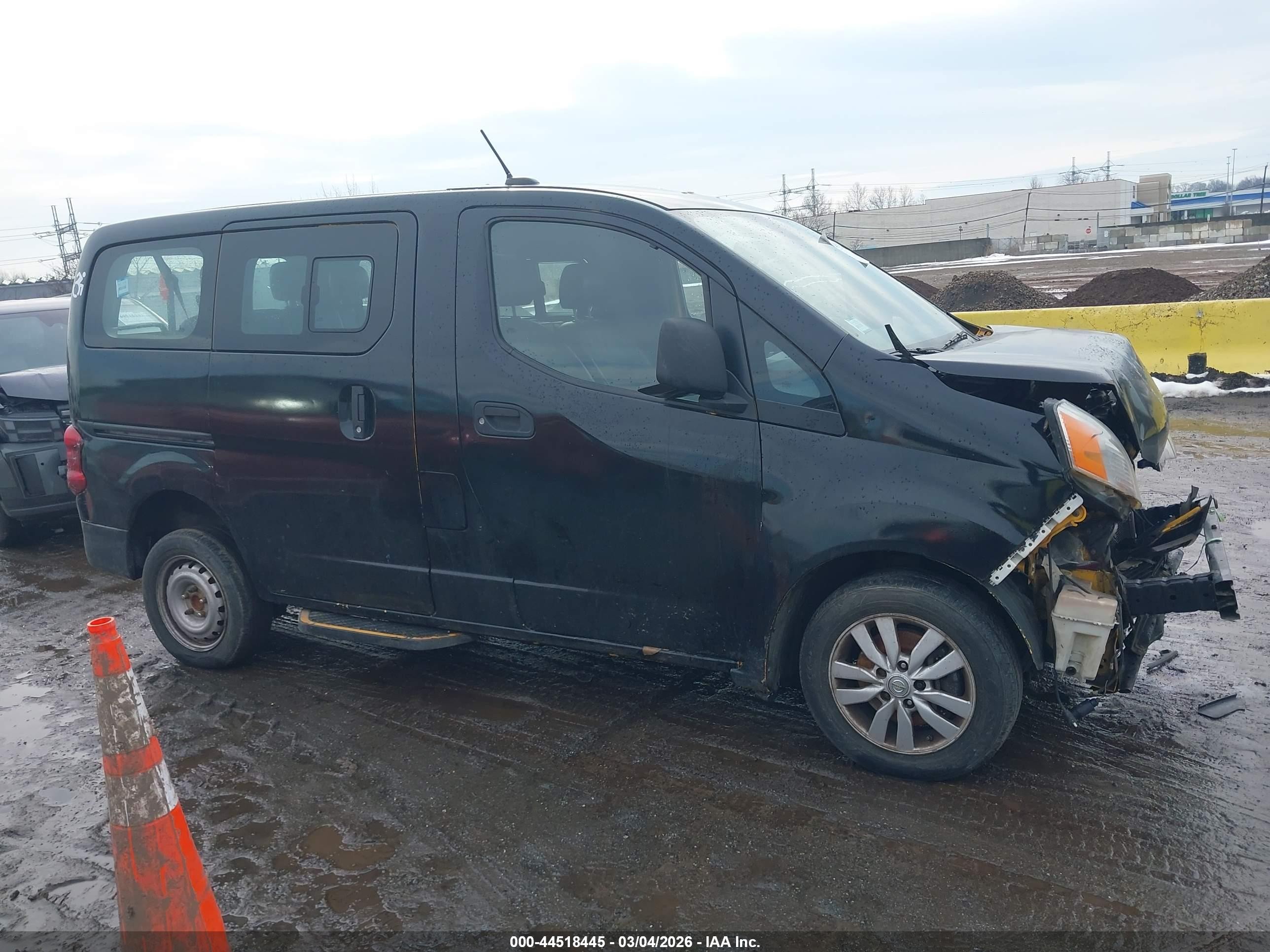 2014 Nissan Nv200 Taxi   Black vin: 3N8CM0JT1EK702746