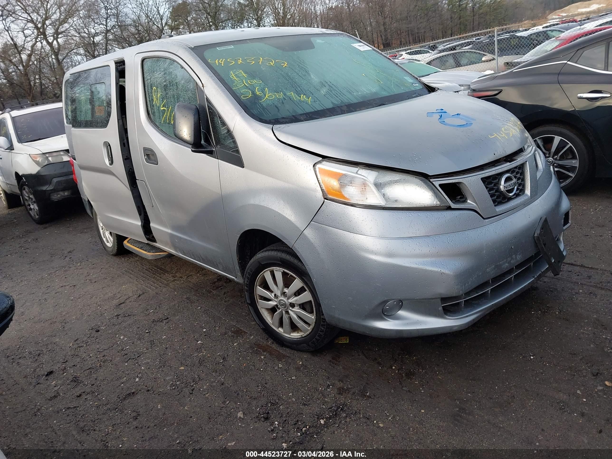 2014 Nissan Nv200 Taxi   Silver vin: 3N8CM0JT3EK702831