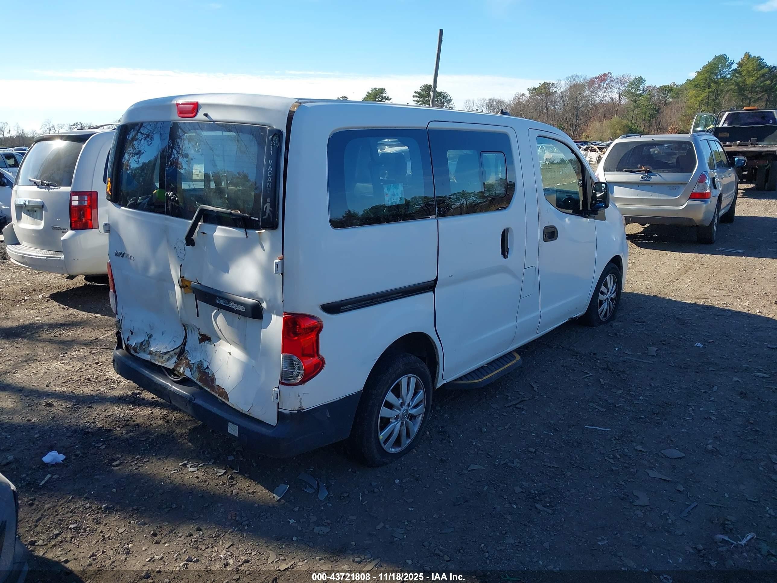 2014 Nissan Nv200 Taxi   Белый vin: 3N8CM0JT4EK690432