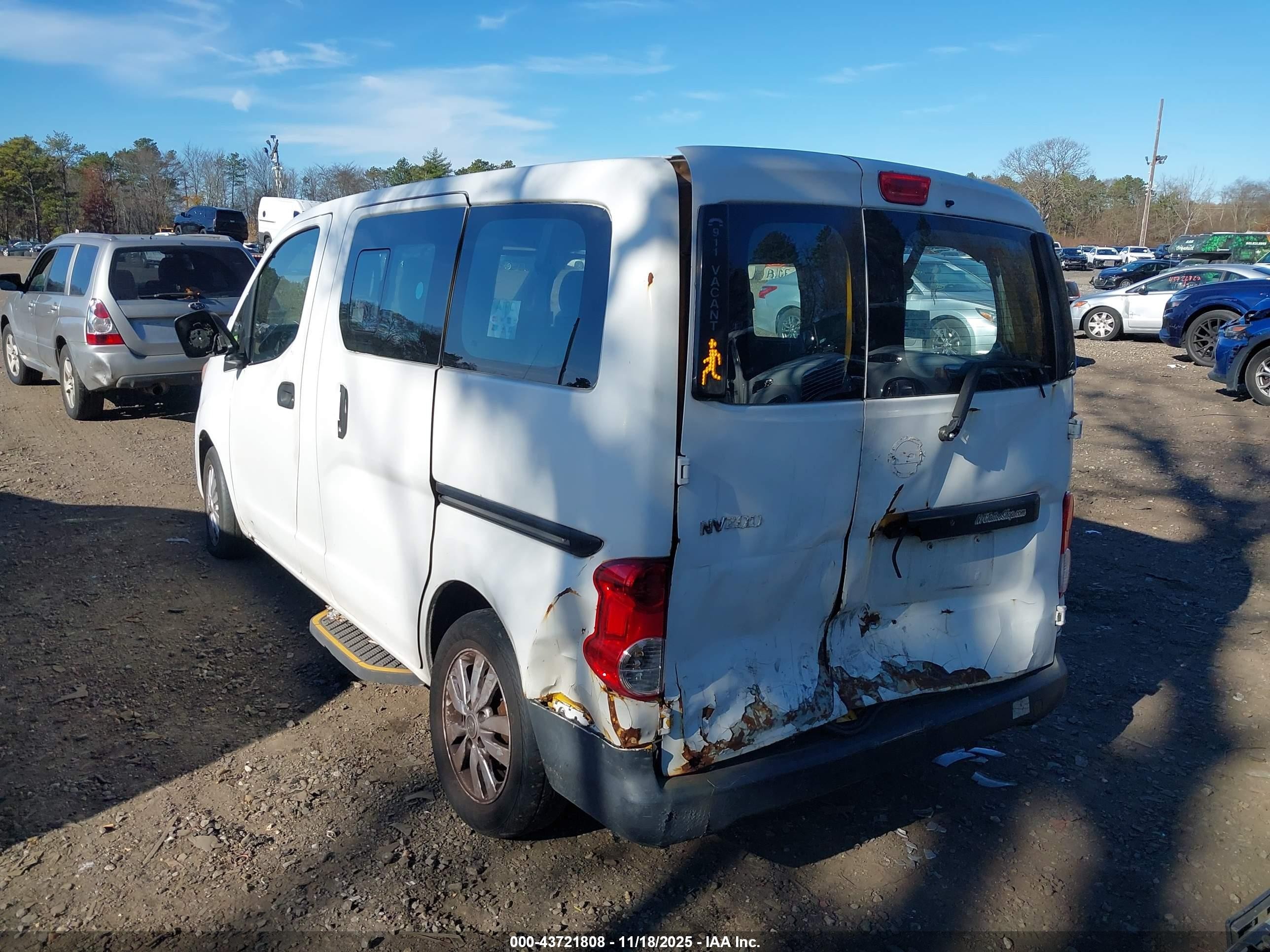 2014 Nissan Nv200 Taxi   Белый vin: 3N8CM0JT4EK690432