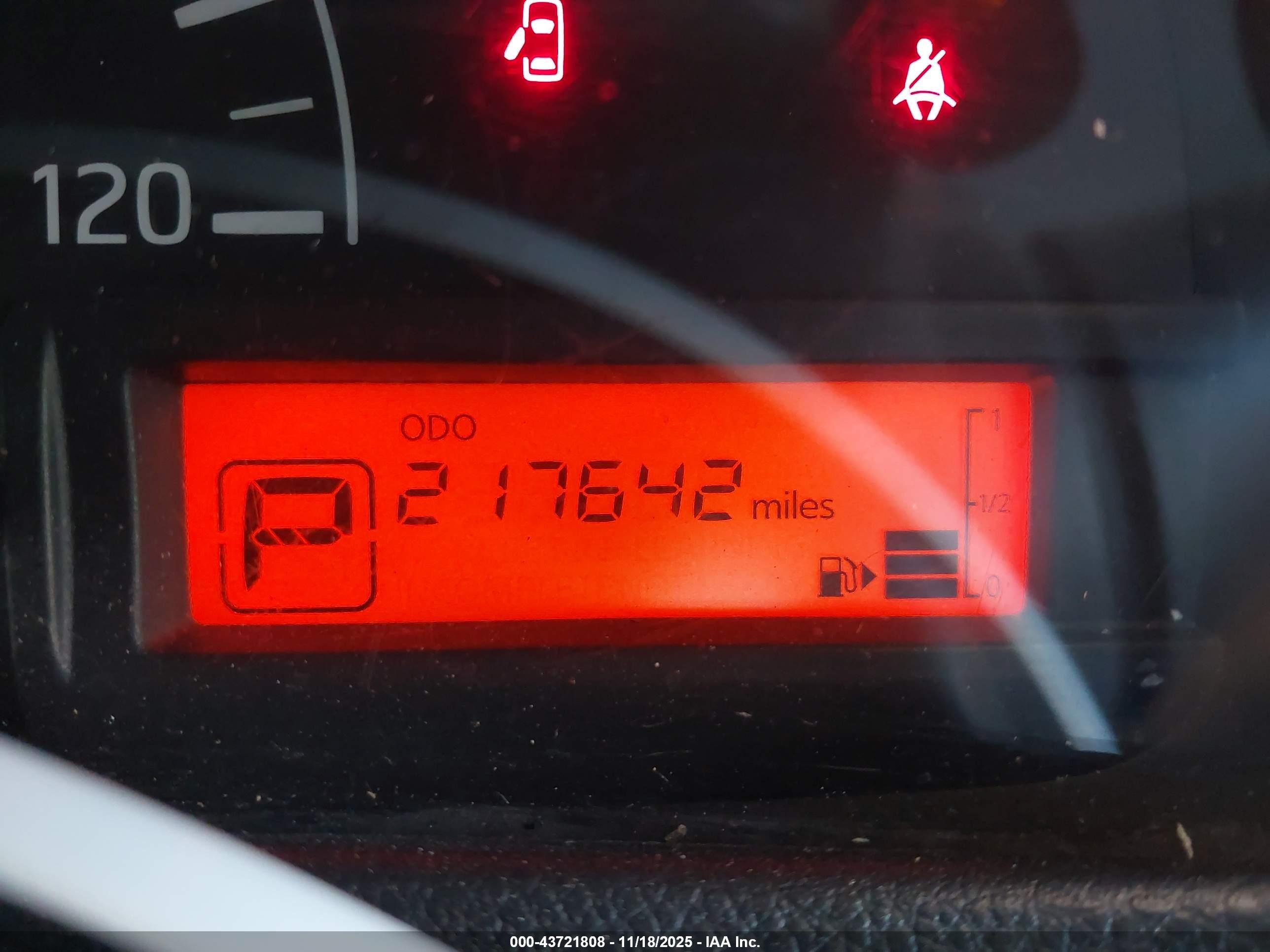 2014 Nissan Nv200 Taxi   Белый vin: 3N8CM0JT4EK690432