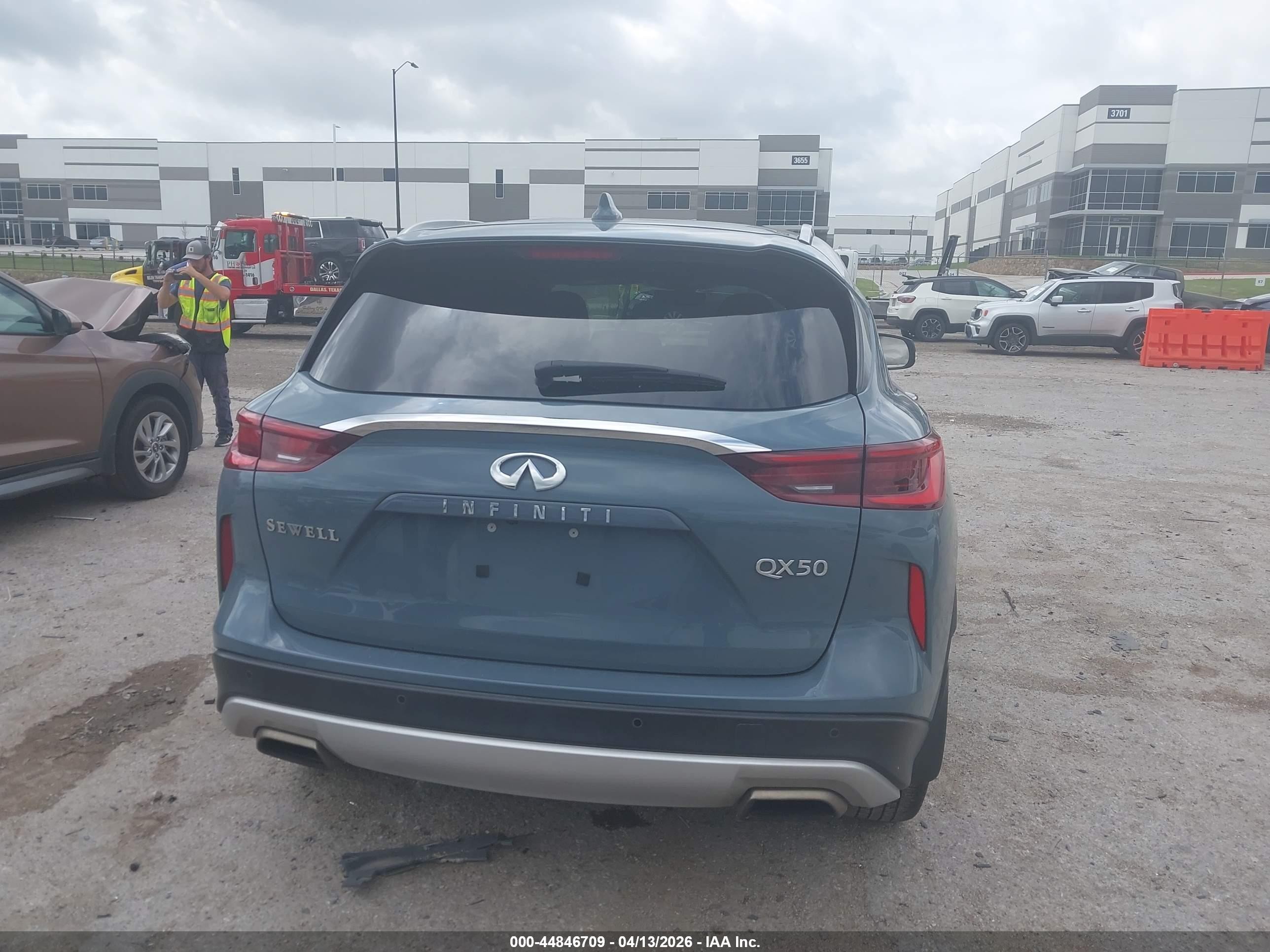2024 Infiniti Qx50 Luxe Blue vin: 3PCAJ5BA9RF106871