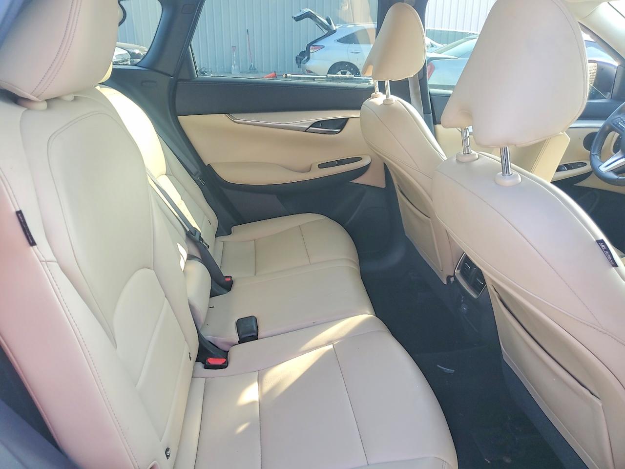 2021 Infiniti Qx50 Luxe White vin: 3PCAJ5BAXMF124031