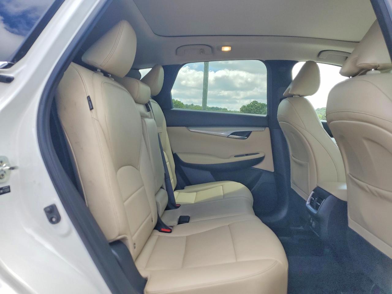 2021 Infiniti Qx50 Essential White vin: 3PCAJ5CB7MF115231