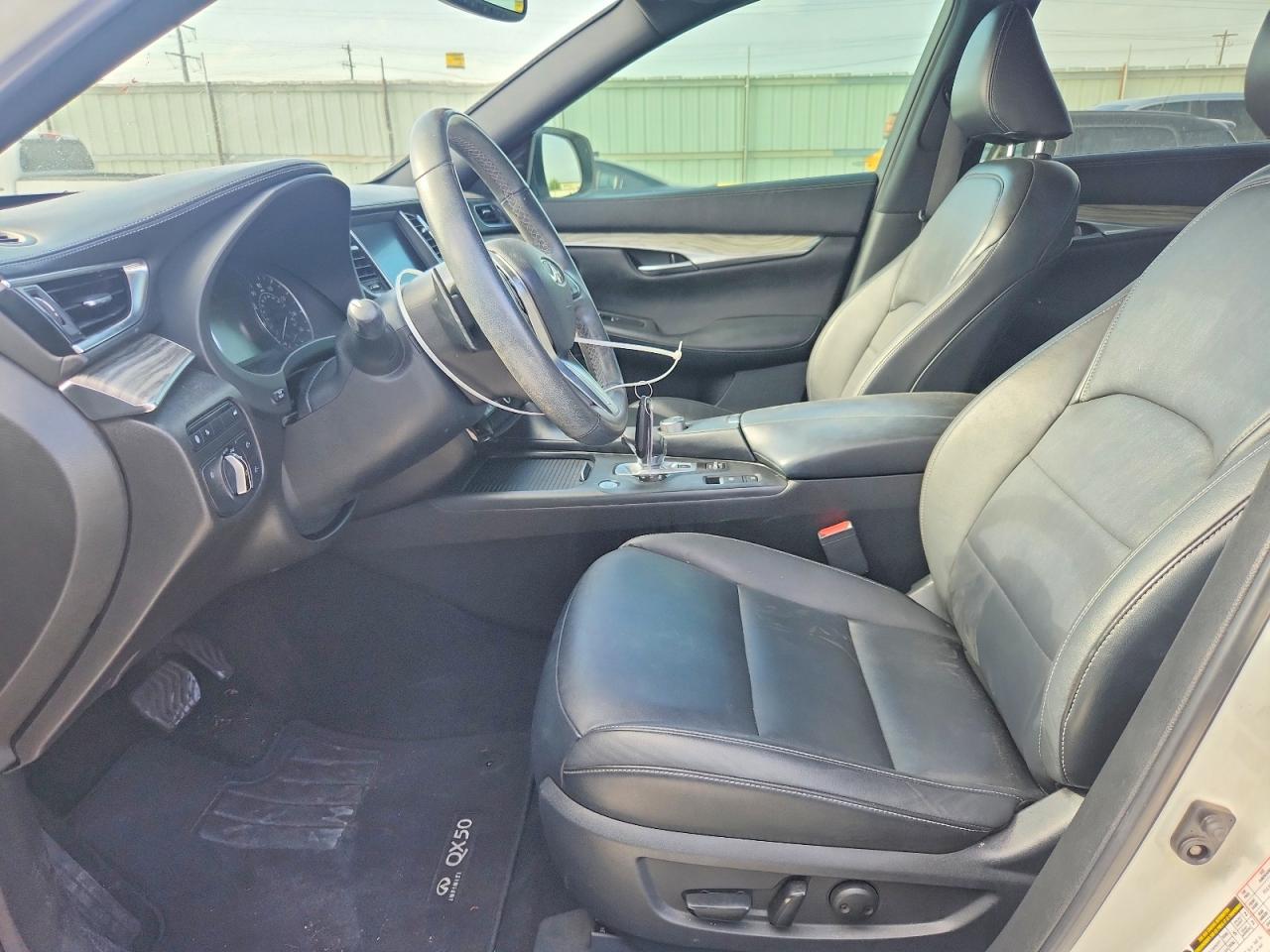 2020 Infiniti Qx50 Essential White vin: 3PCAJ5M13LF110824