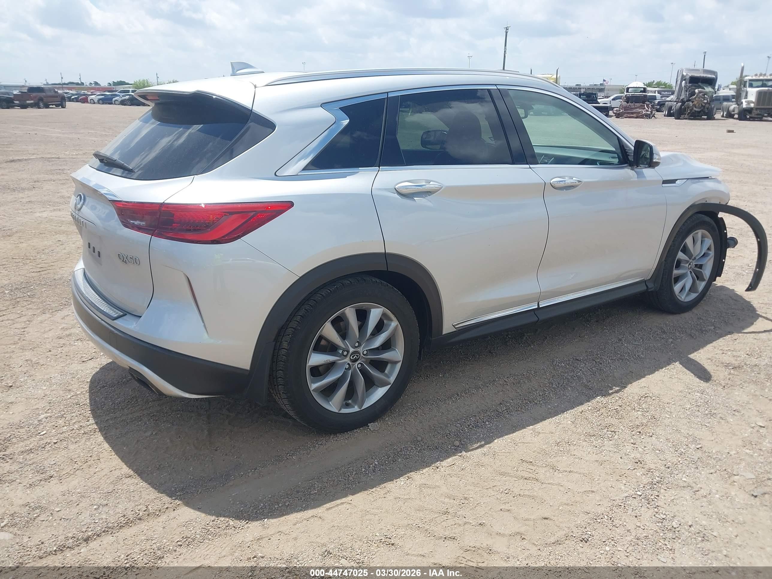 2019 Infiniti Qx50 Essential Silver vin: 3PCAJ5M16KF133142